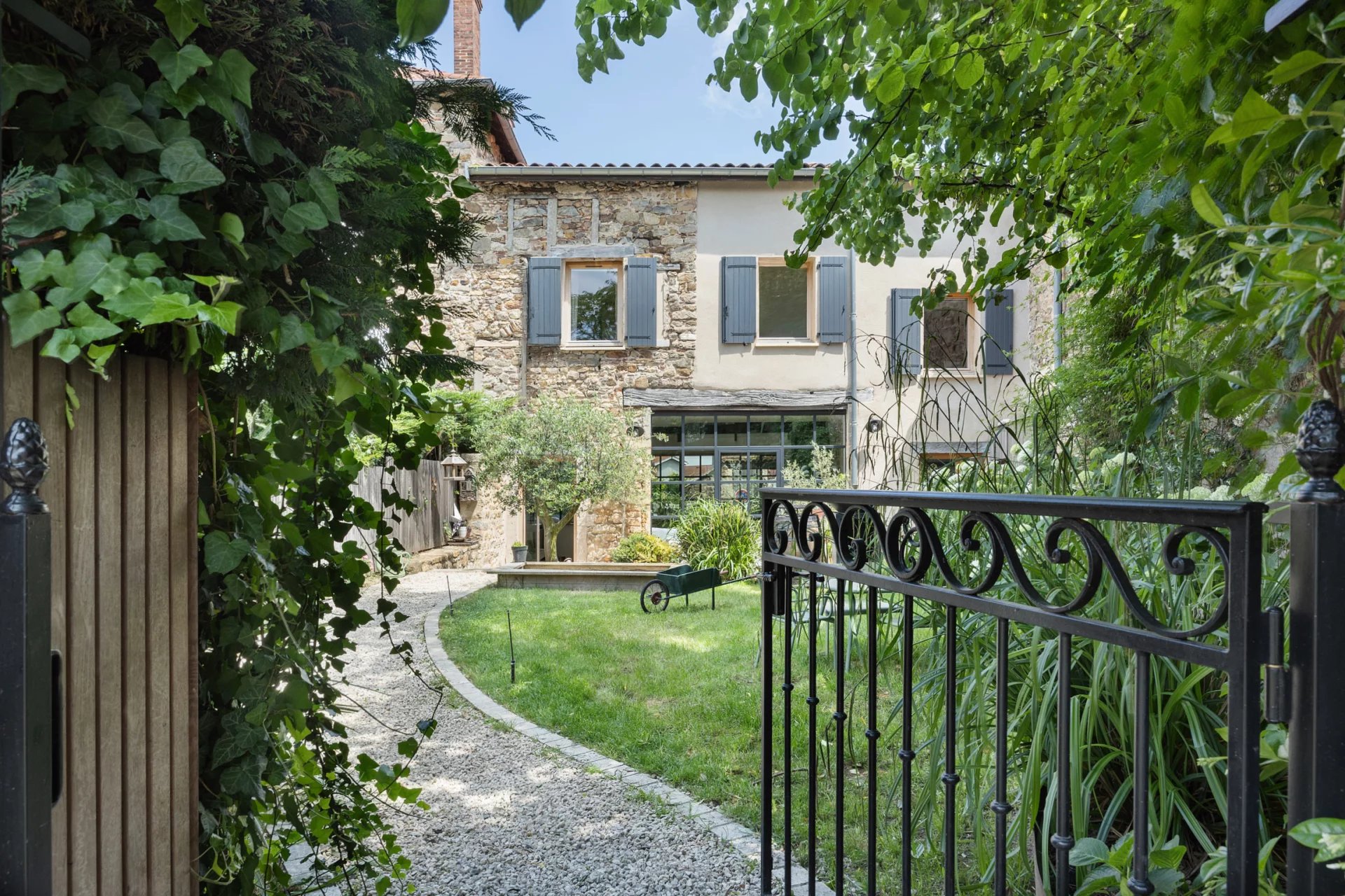 Maison de village - Dardilly - 170m2 - 5 pièces