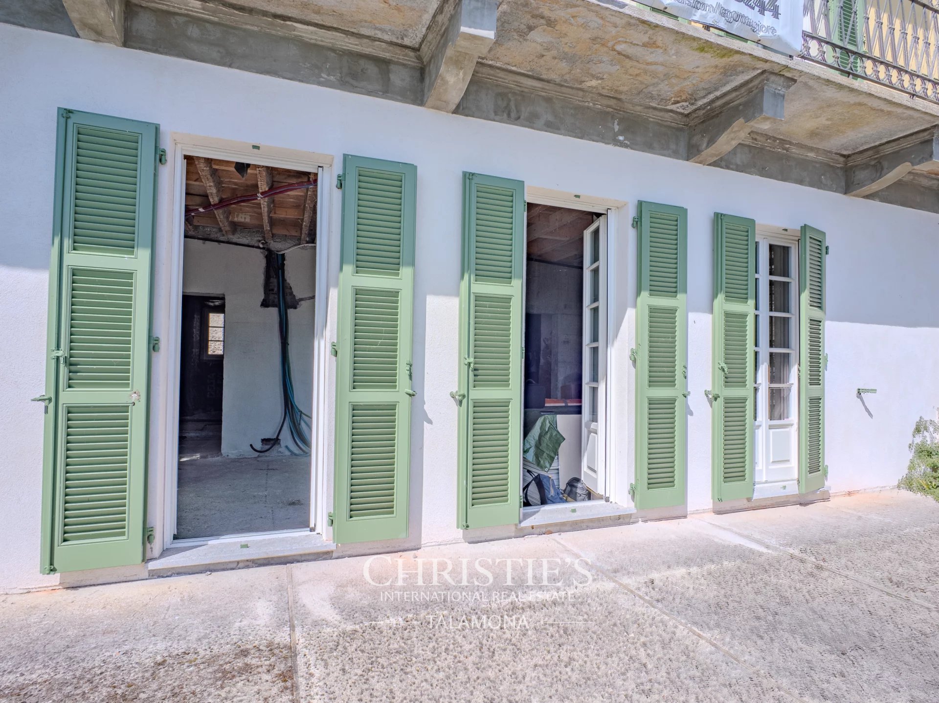 7 Bedroom Villa/Townhouse's Image 25