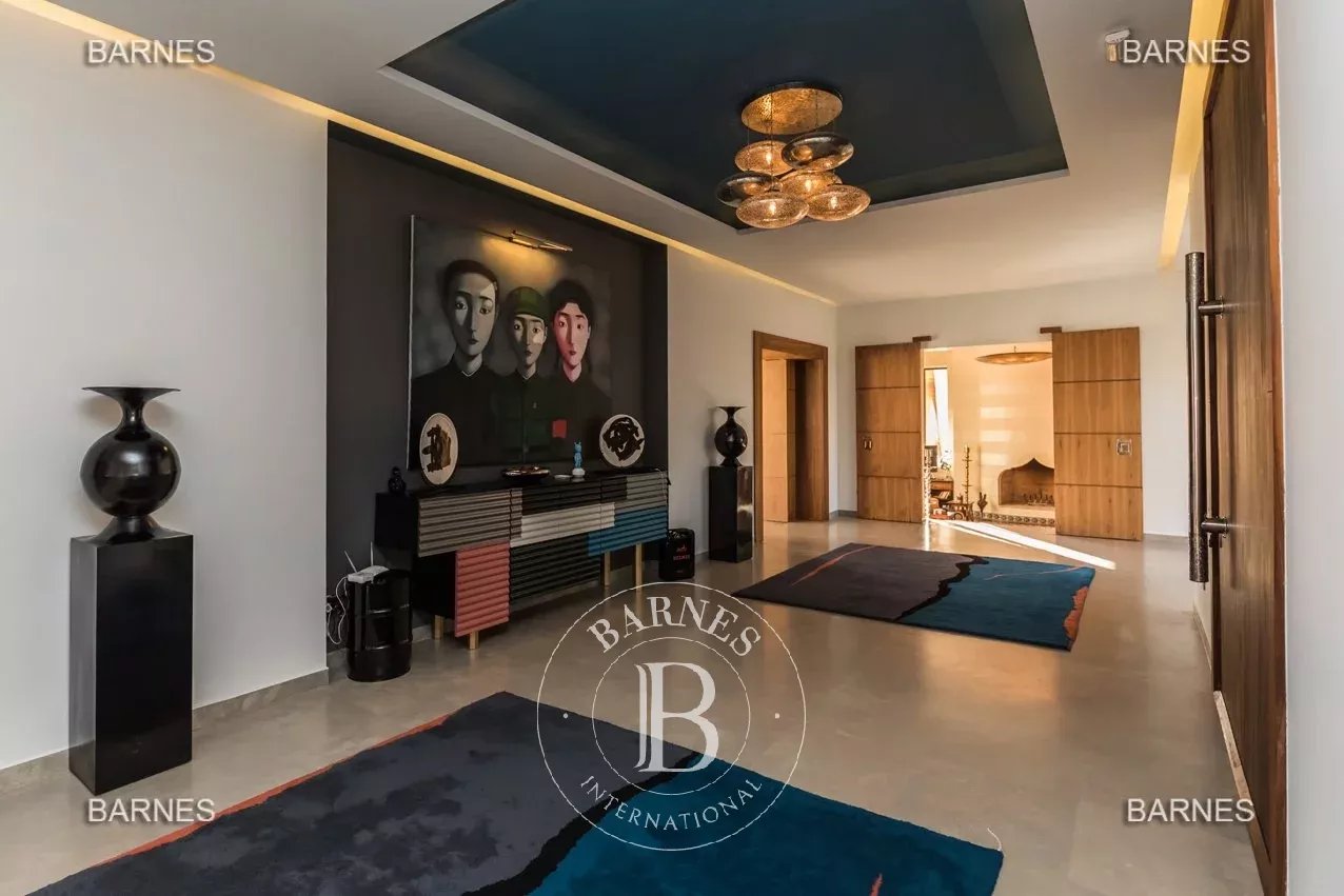 Stunning contemporary villa on a 3-hectare park, 30 minutes away from Marrakech. - picture 11