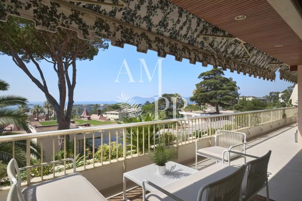 Cannes Californie - 5-room flat 120 m2 - Sea view — photo 1