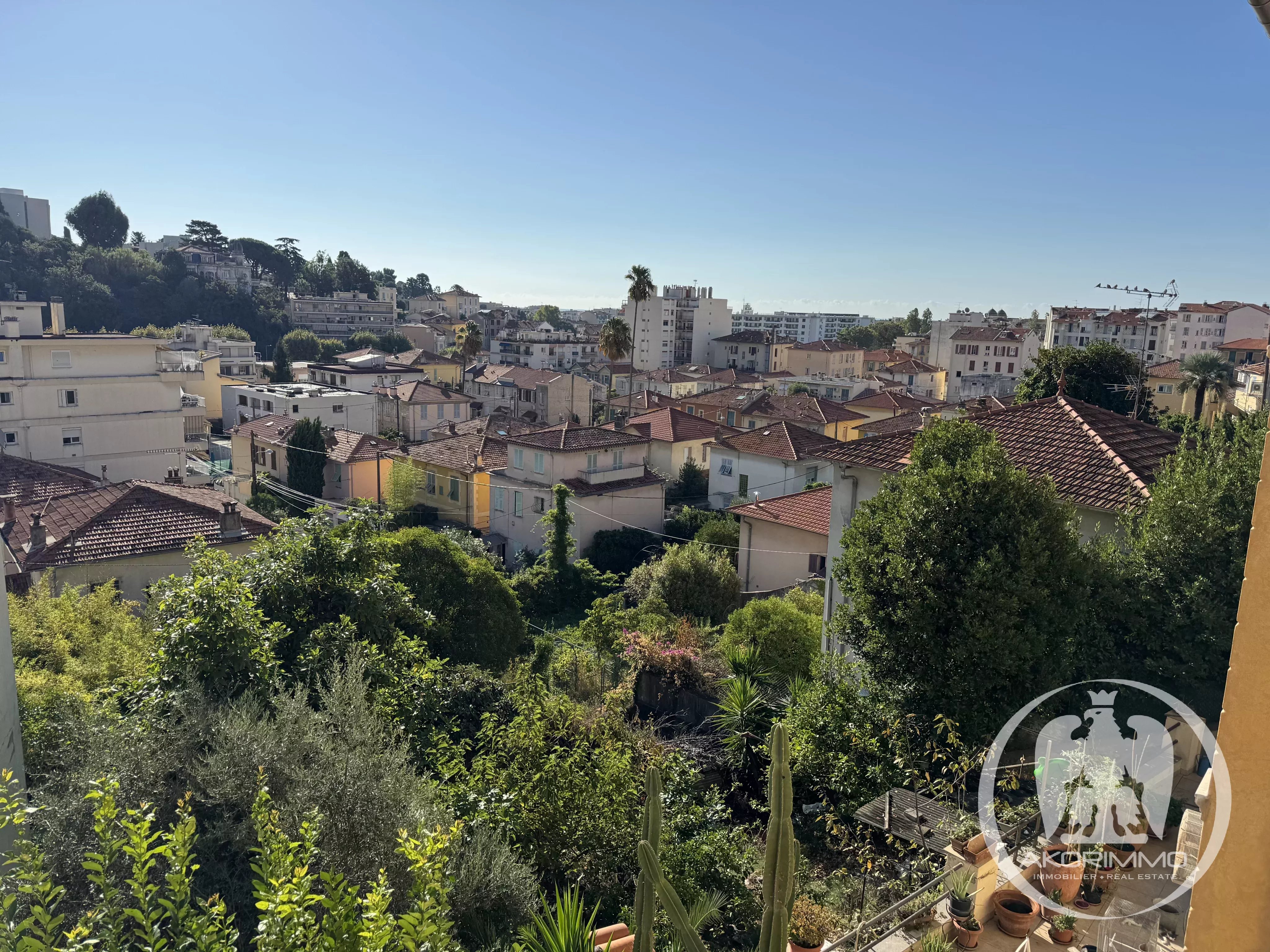 Casa  - 4 stanze  - 105.0 m2 -