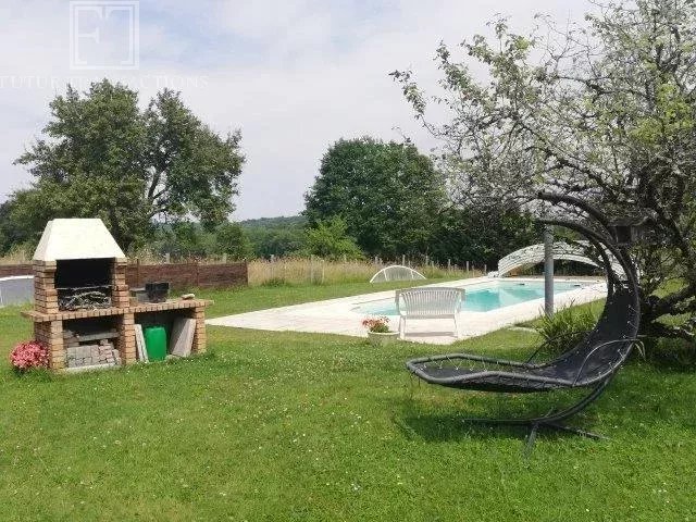 Proche Brantome maison en pierres