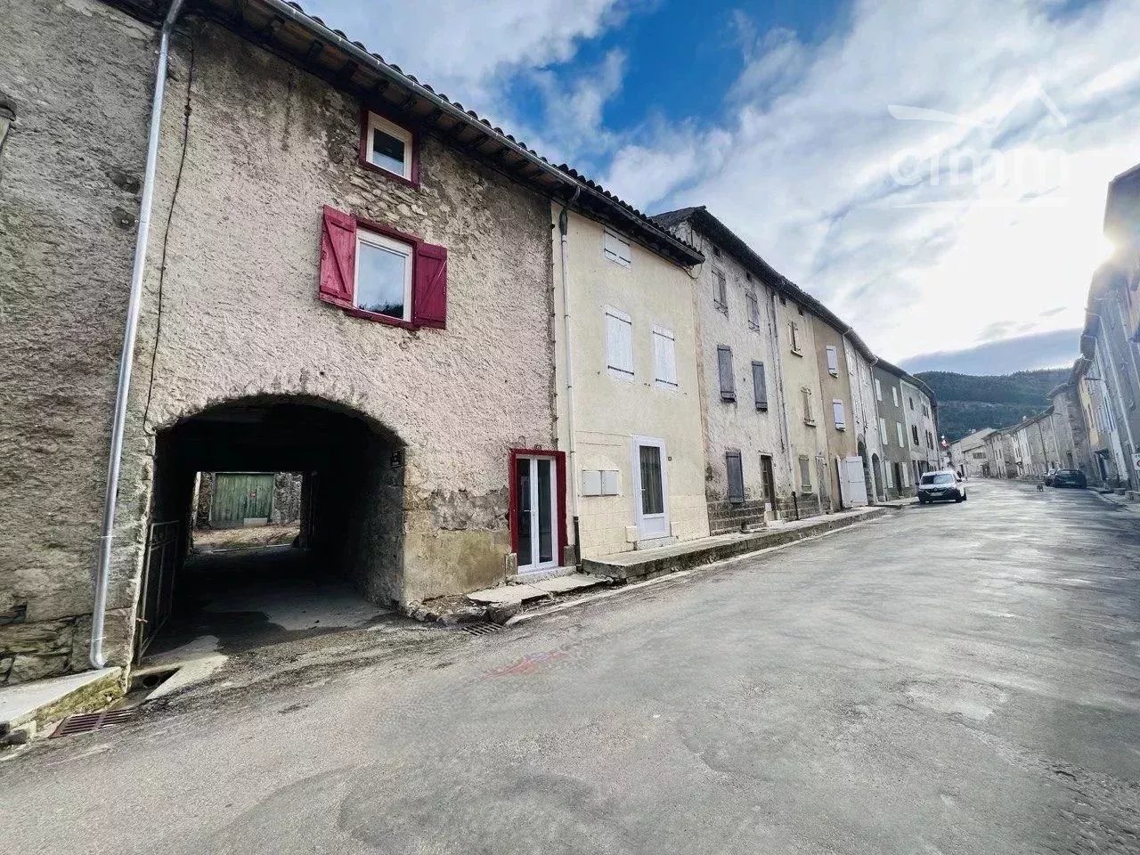 Agence immobilière de 