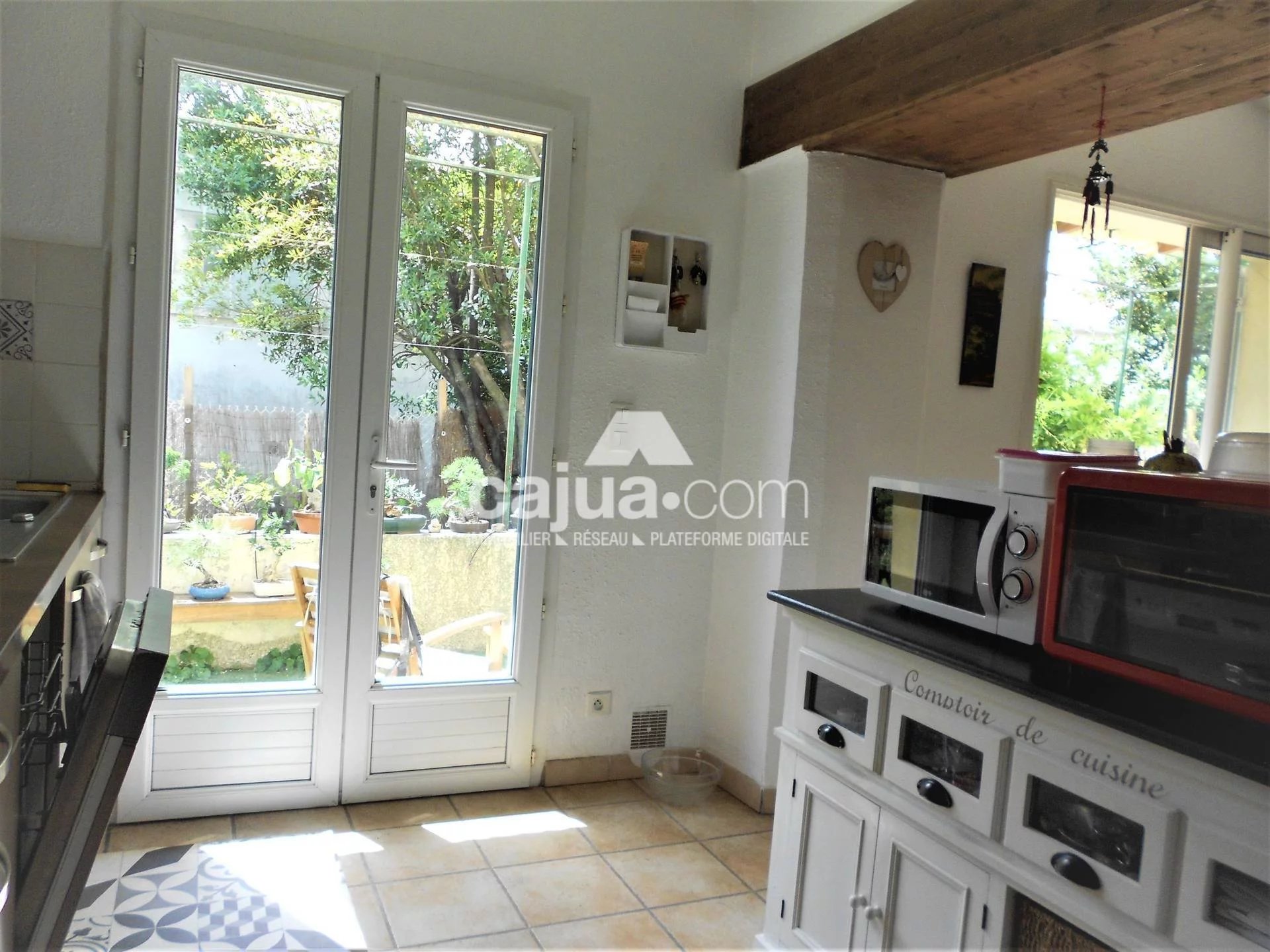 RARE! appartement plain-pied avec jardin et terrasse, TRES CALME