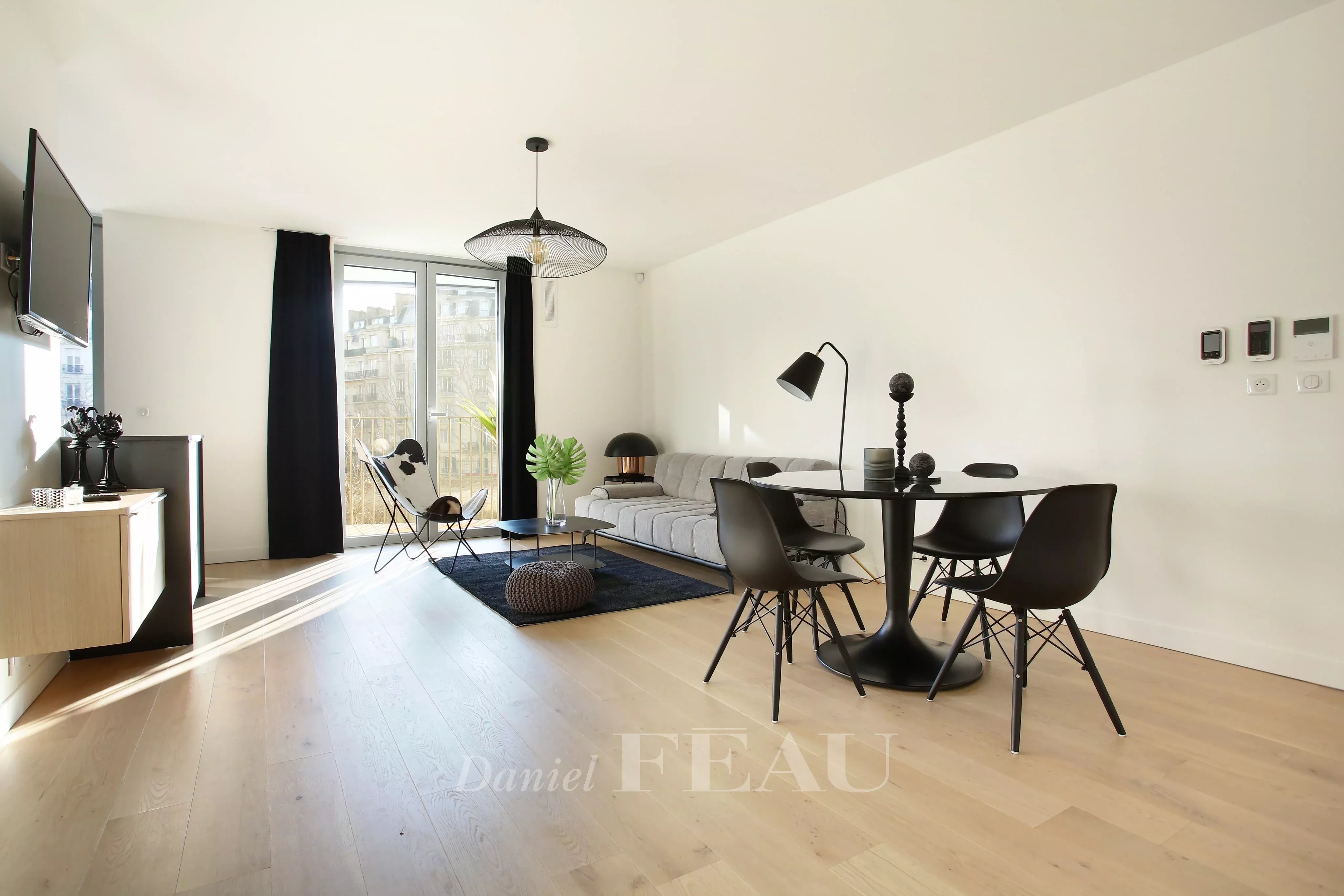 Dining room Wooden floor