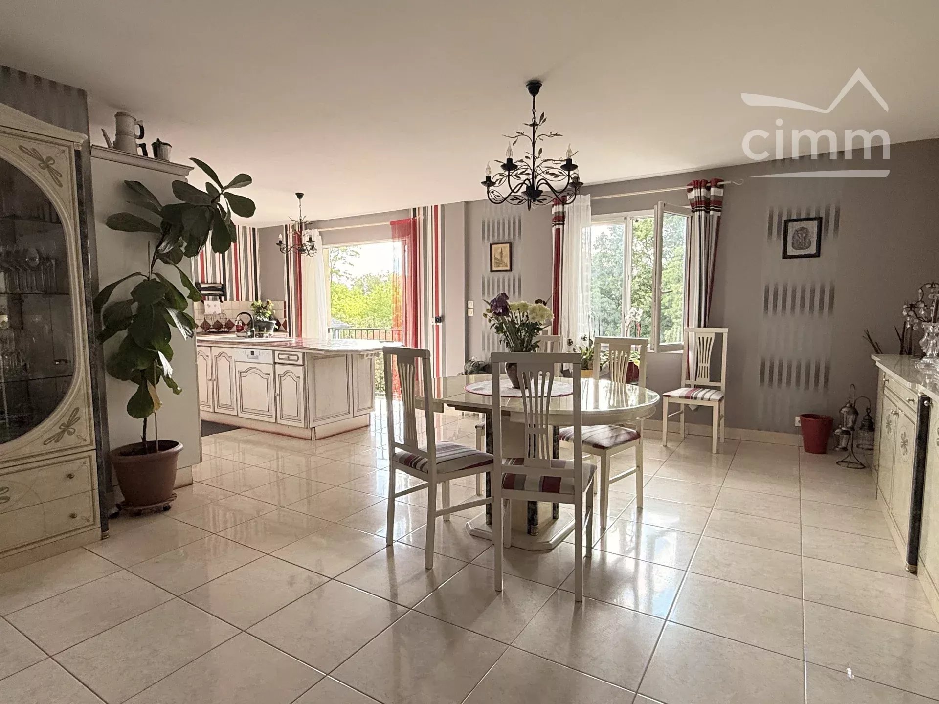 Agence immobilière de 