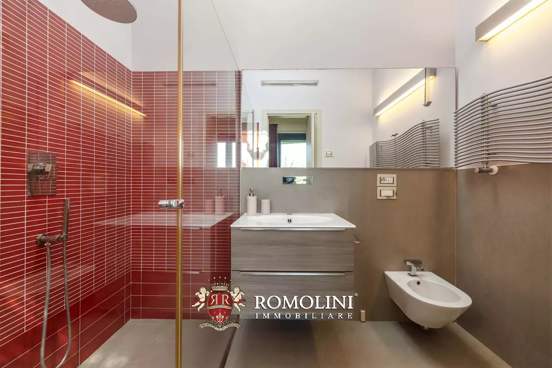 5 Bedroom Villa/Townhouse's Image 36
