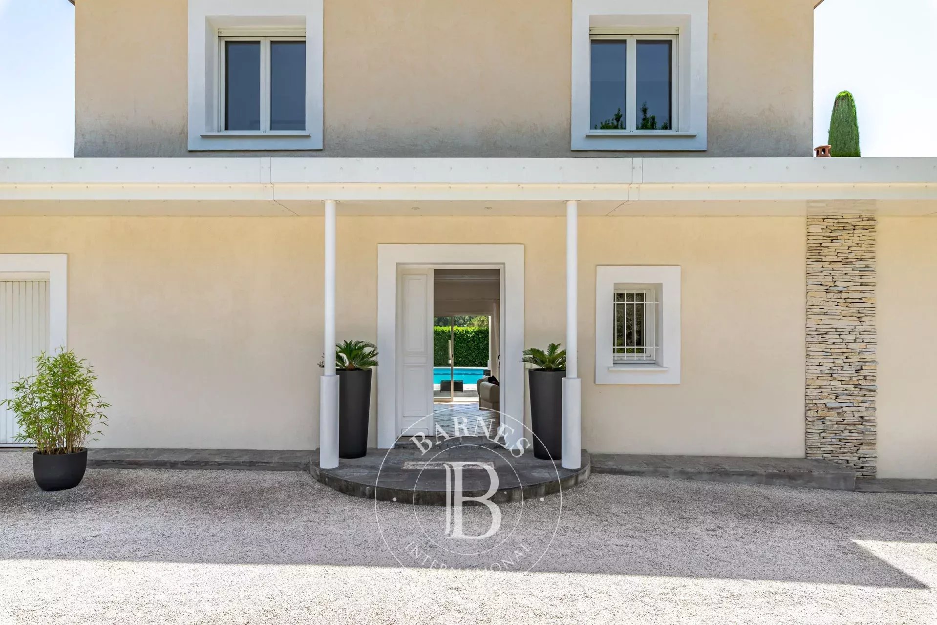 Villa Valbonne - picture 9