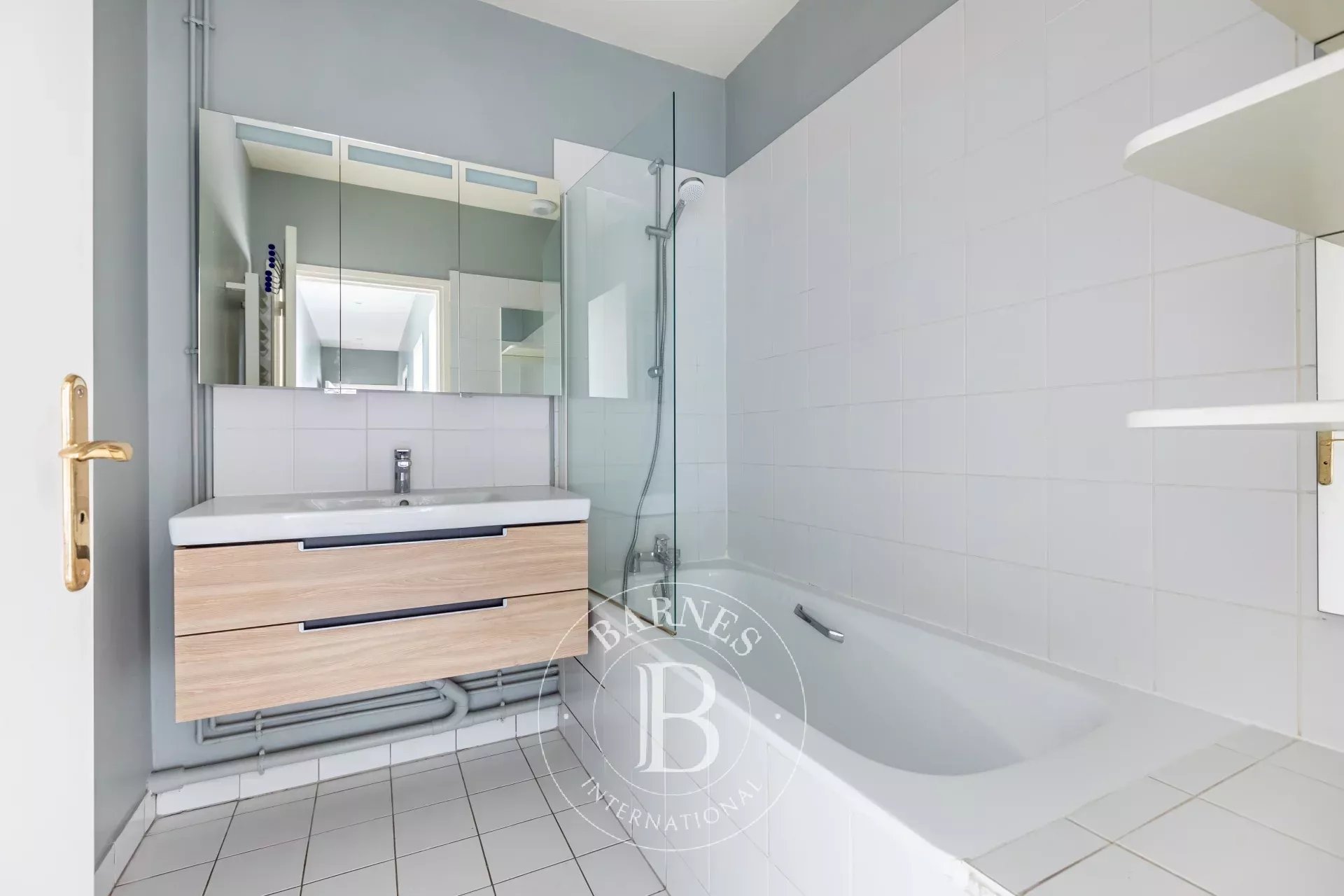 Daire Paris 8ème - picture 16