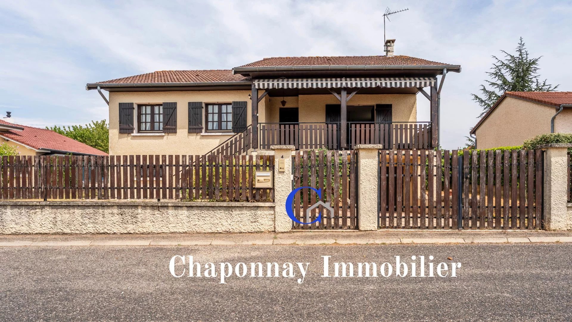 Agence immobilière de 