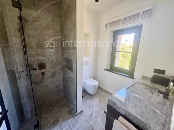 Saint Tropez, renovated villa with centre at walking distance — photo 7