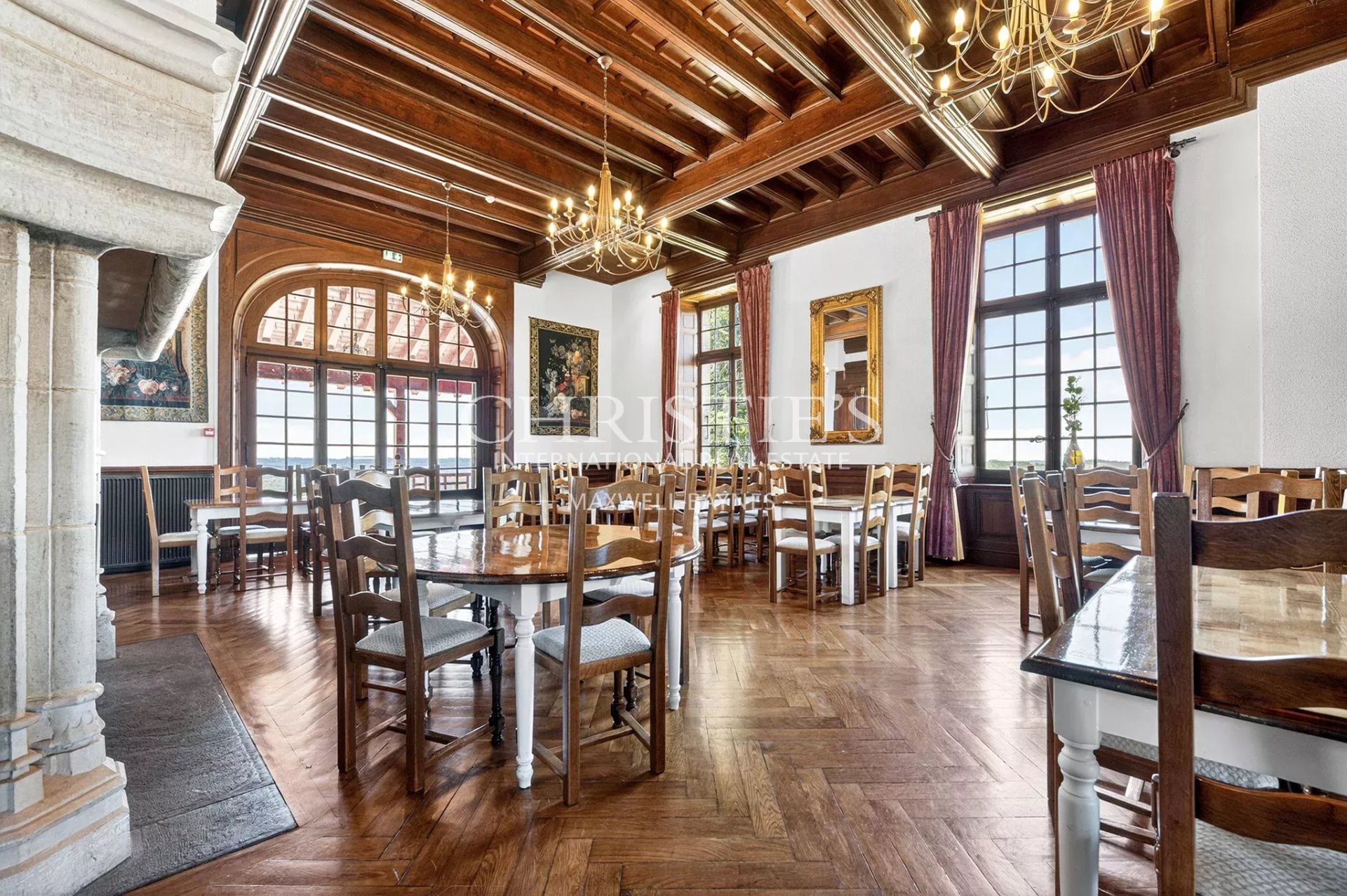 38 Bedroom Chateau's Image 34