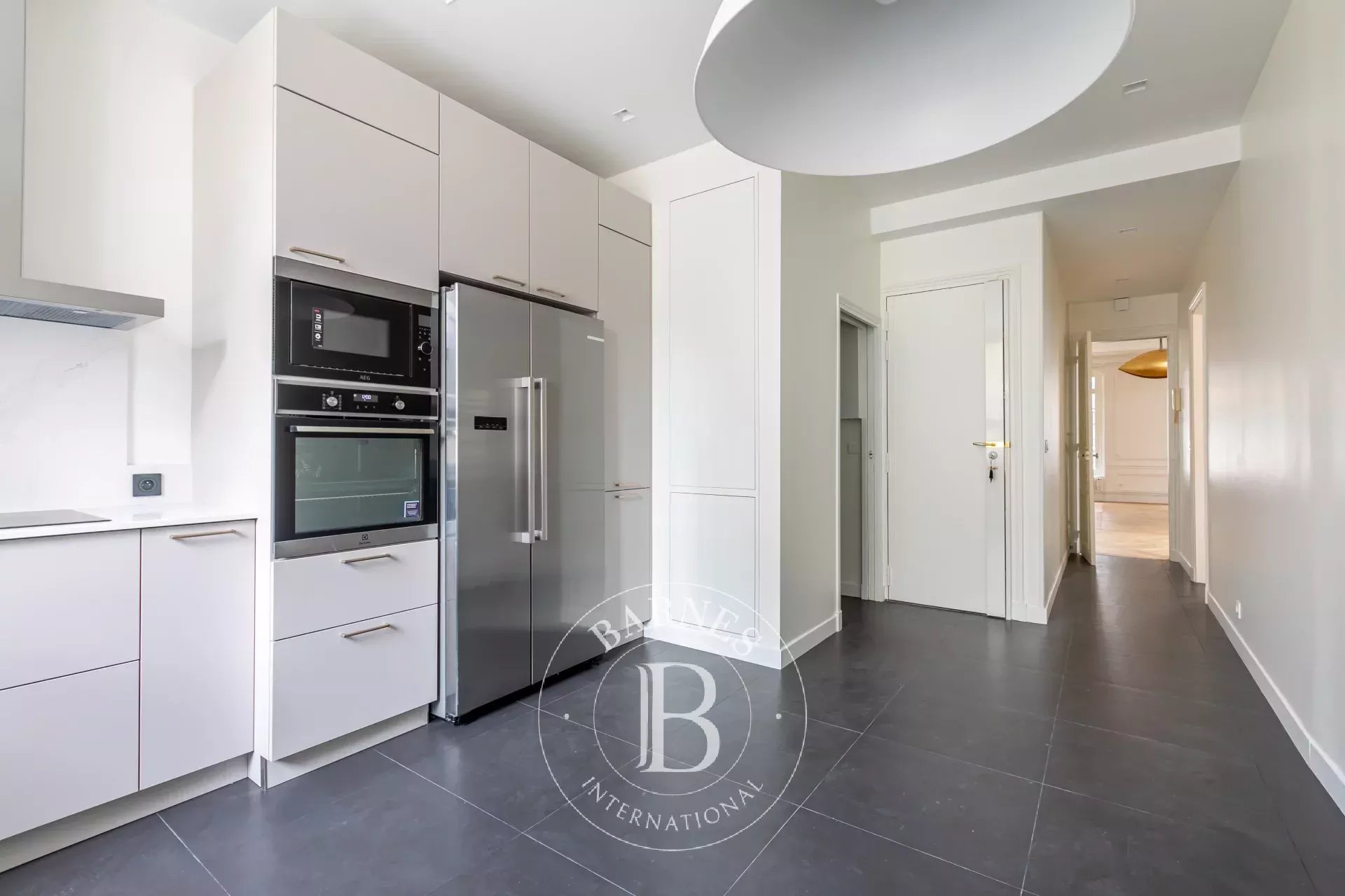 Daire Paris 16ème - picture 16