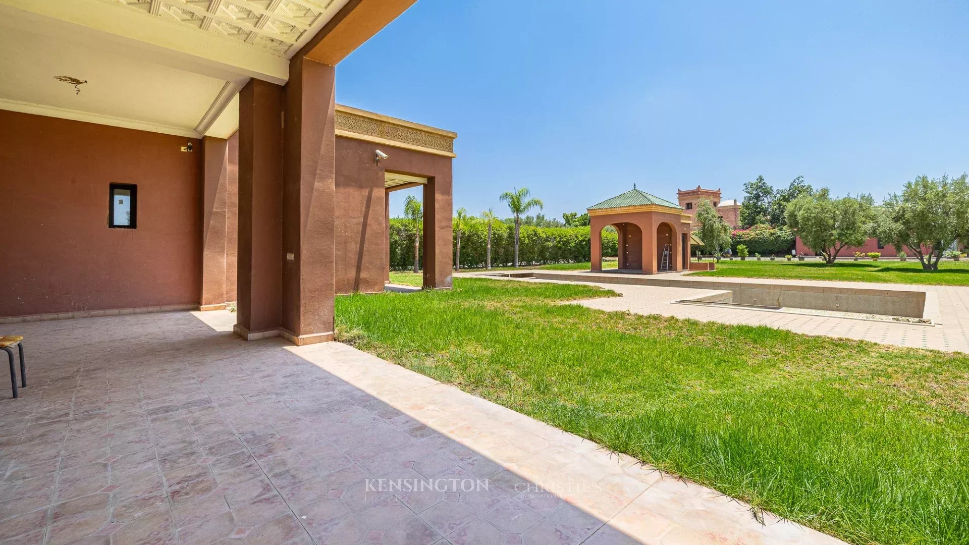 10 Bedroom Villa/Townhouse's Image 26
