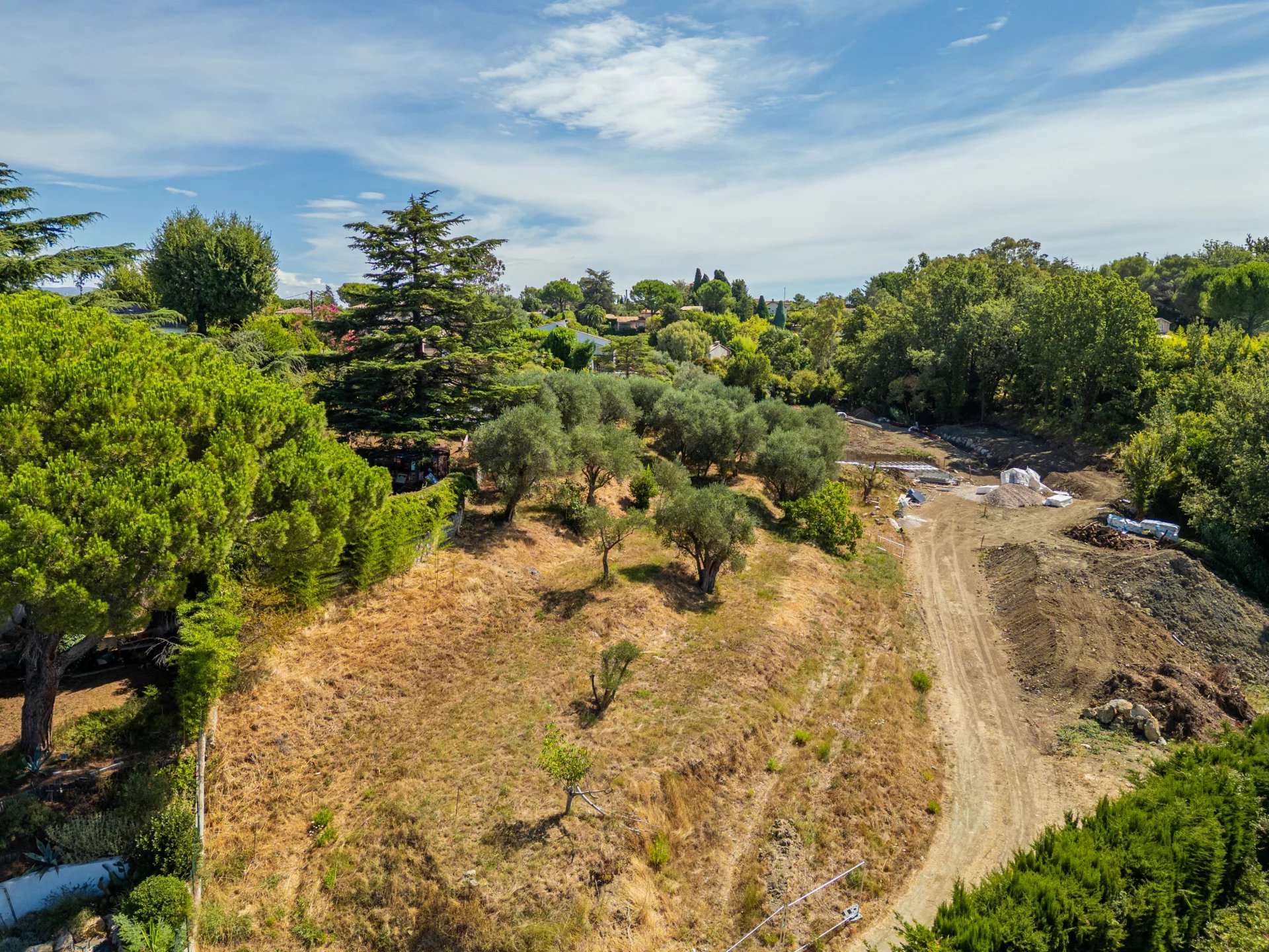 Terrain exceptionnel avec projet de villa contemporaine approuvé