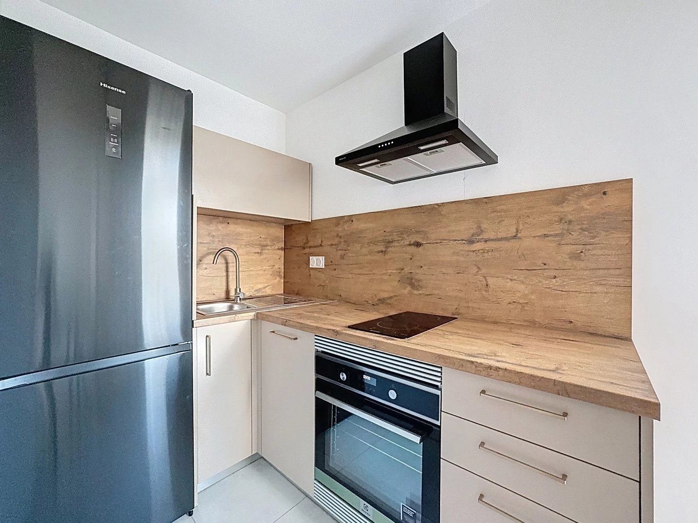 BEAU F1 MEUBLE TERRASSES DE BODICCIONE