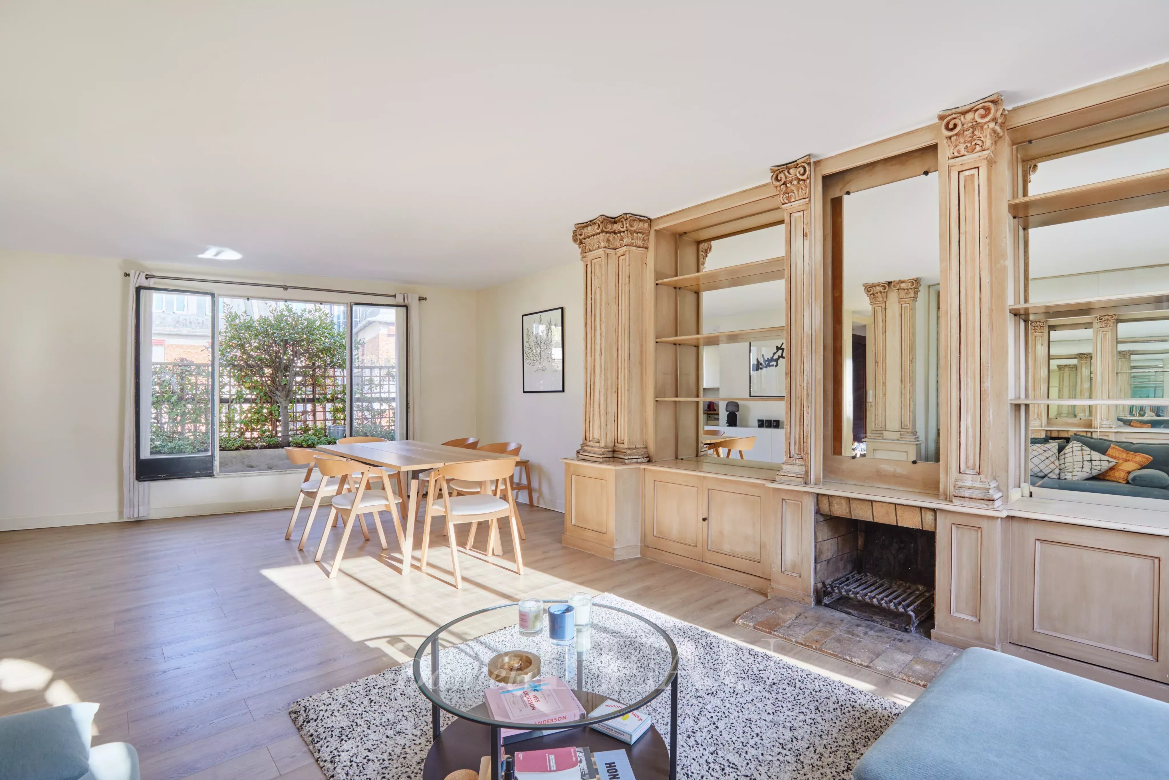 Sale Apartment Paris 16th