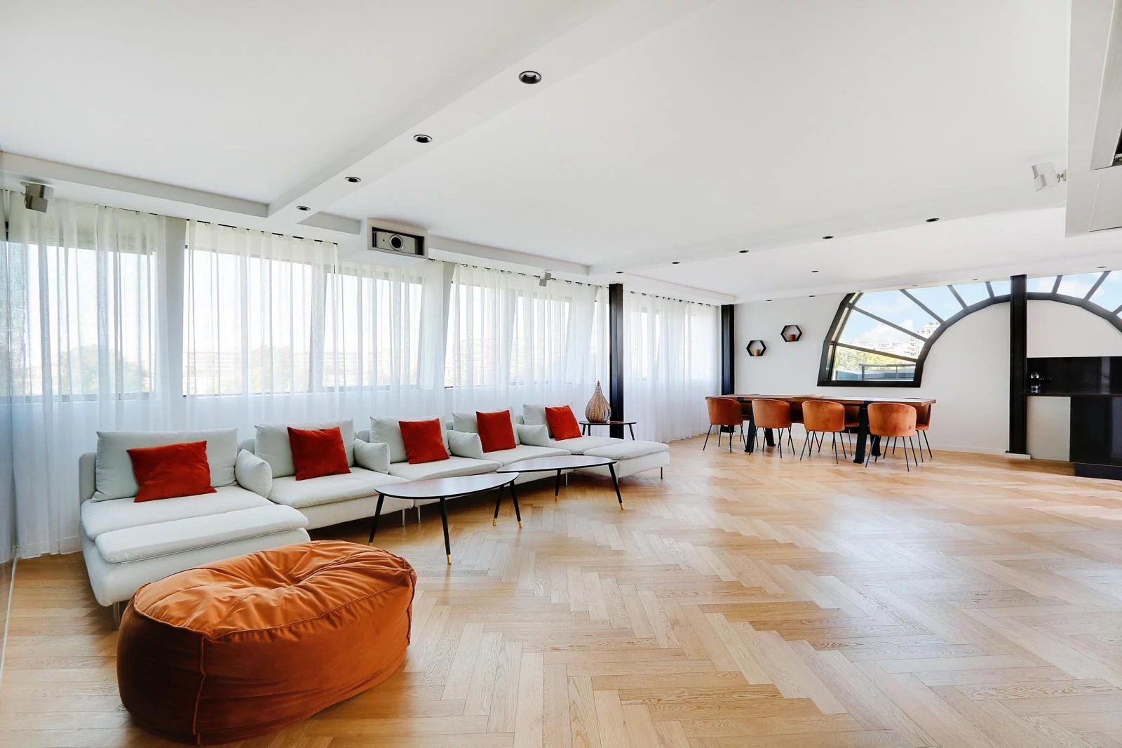 Agence immobilière de 