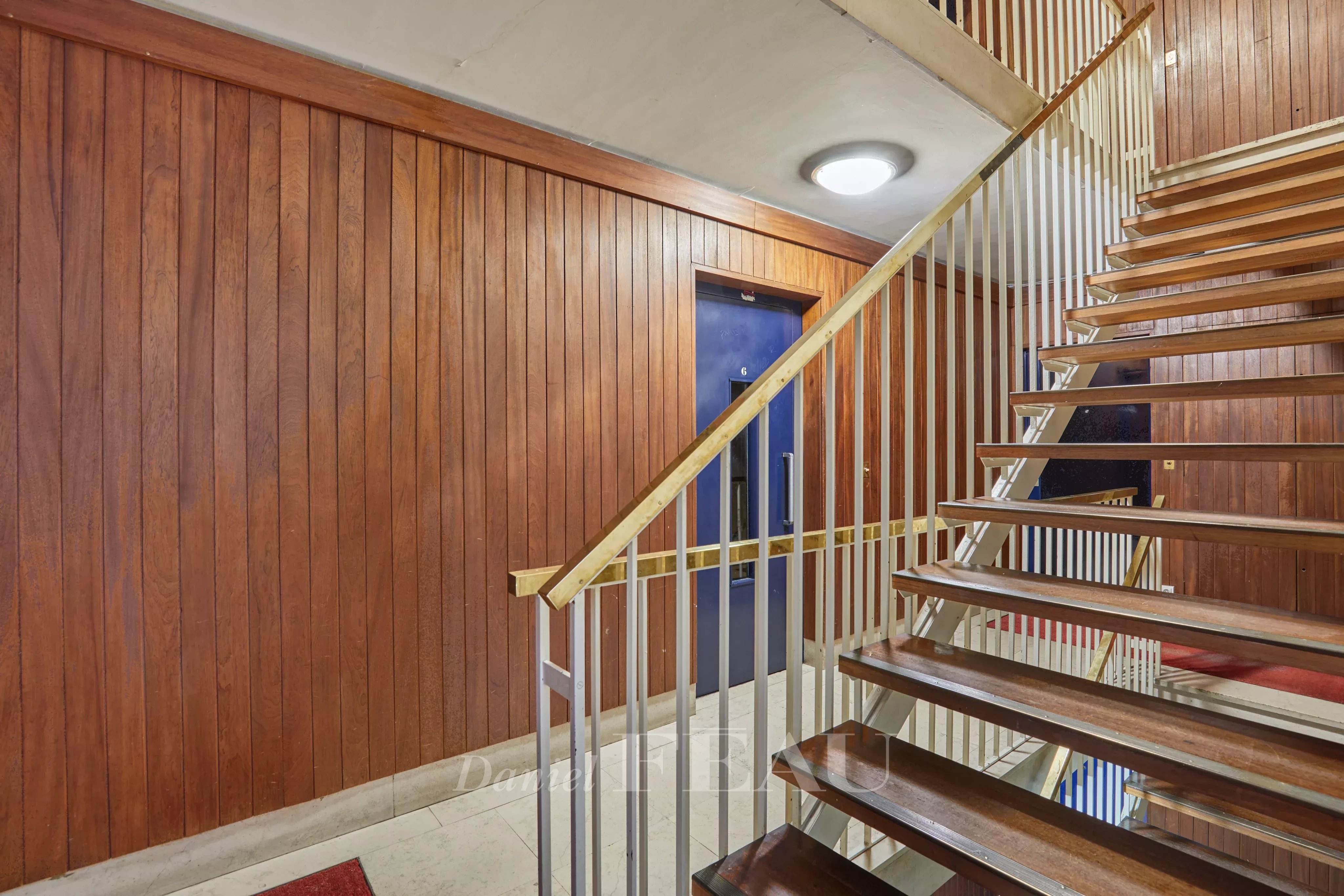Sale Apartment Paris 16th