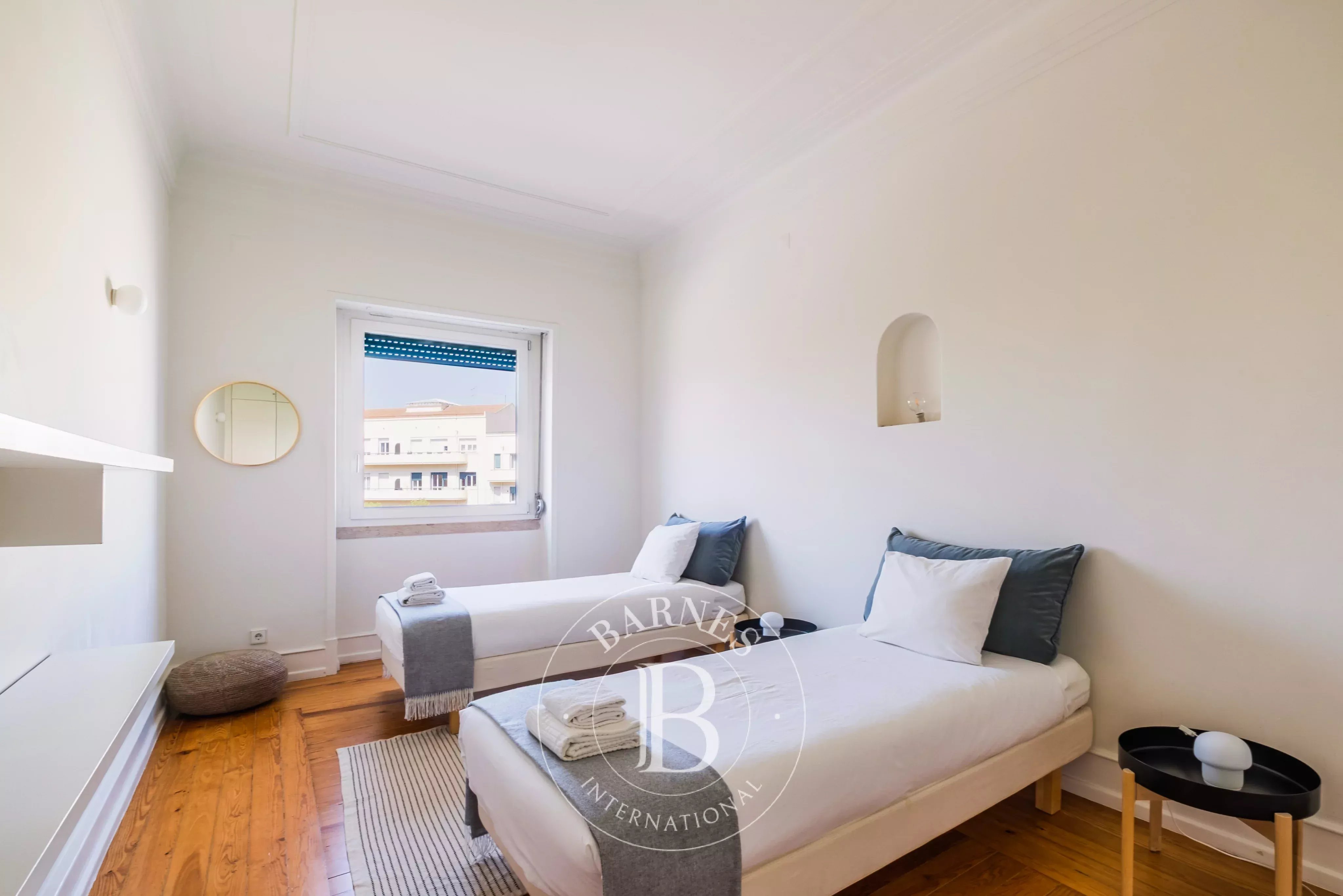 Centrality and comfort