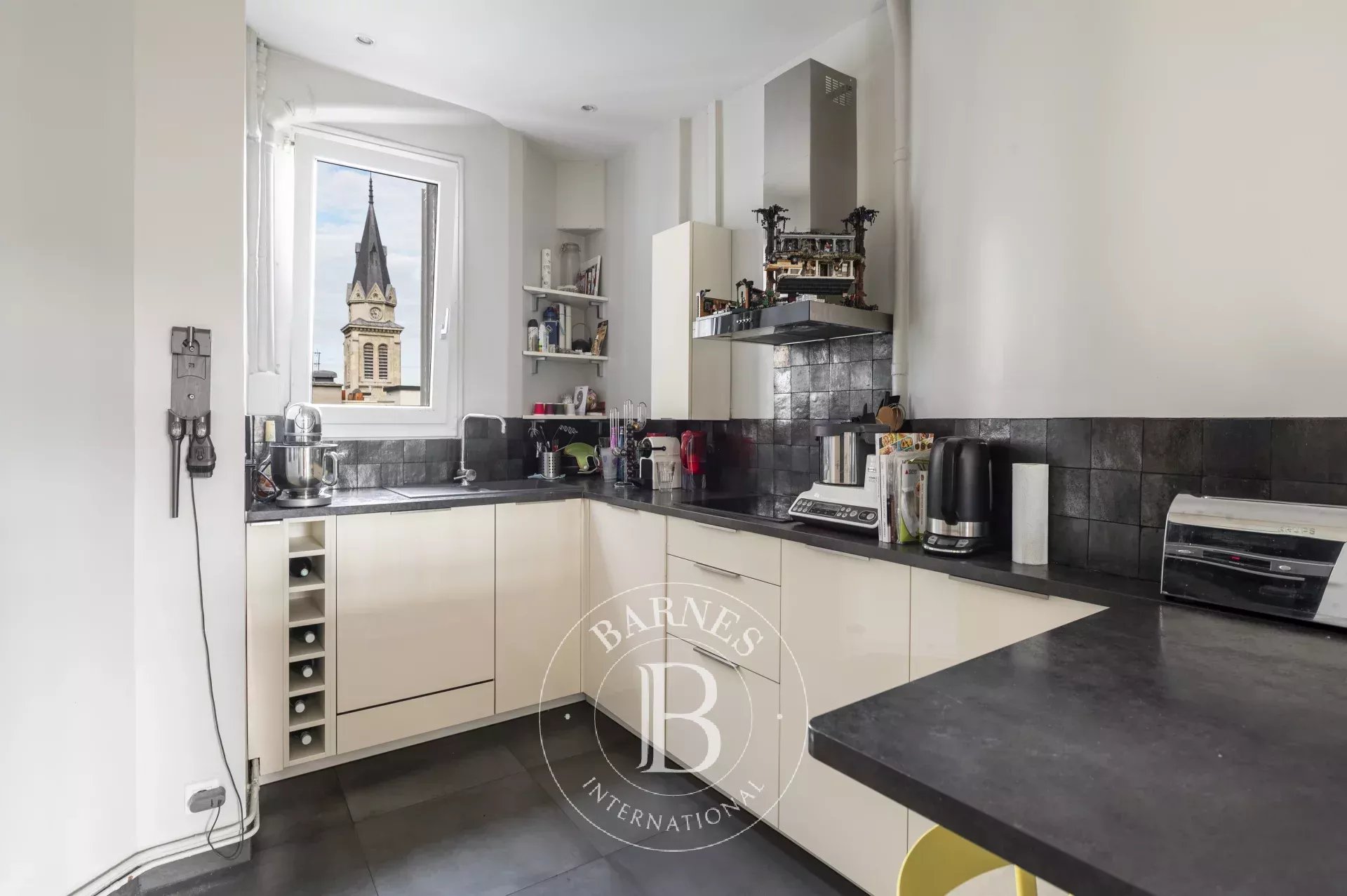 Daire Paris 18ème - picture 9