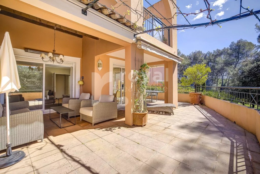 Villa for sale in Mougins — FOR SALE VILLA - ROYAL MOUGINS GOLF