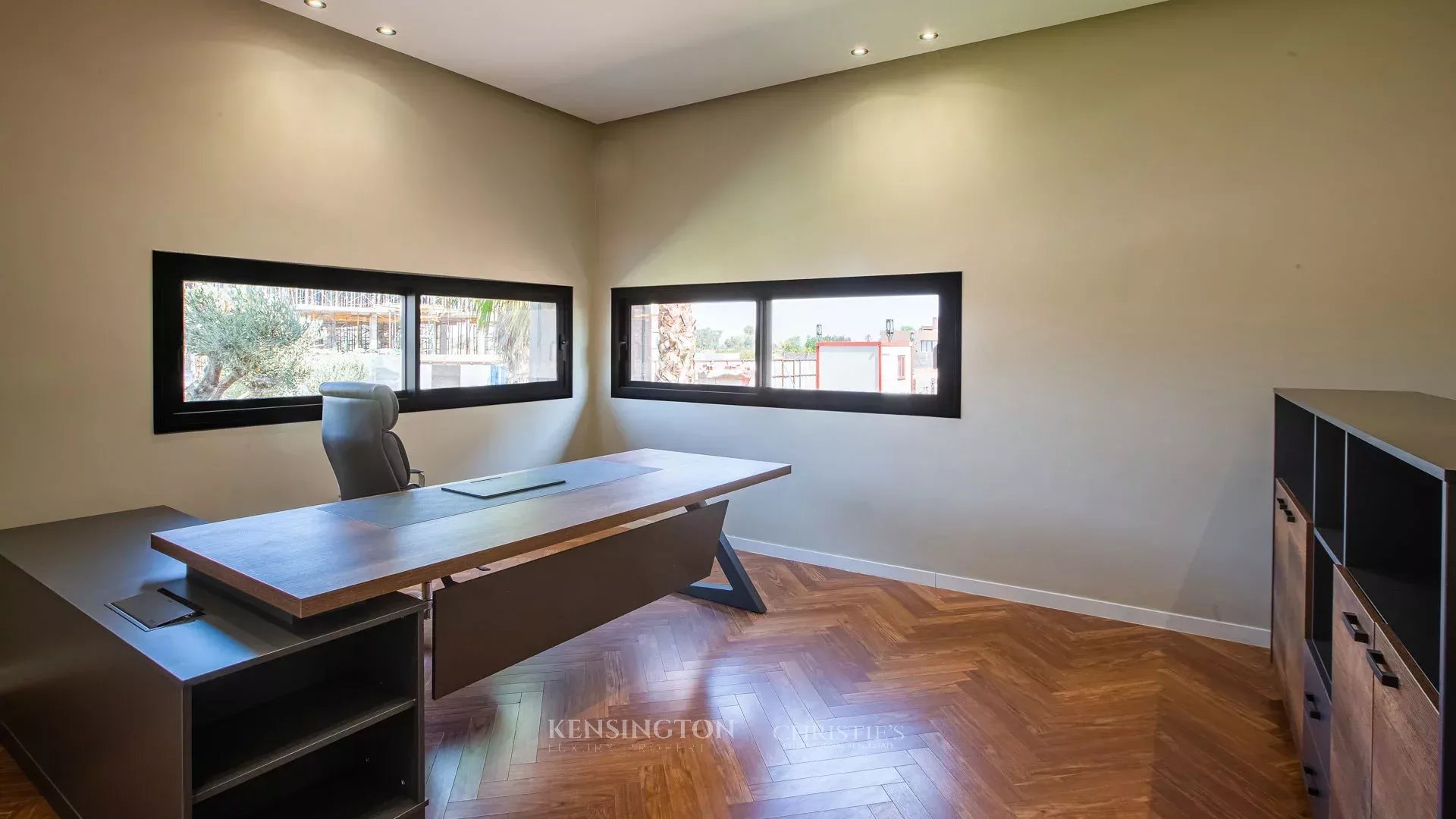 5 Bedroom Villa/Townhouse's Image 30
