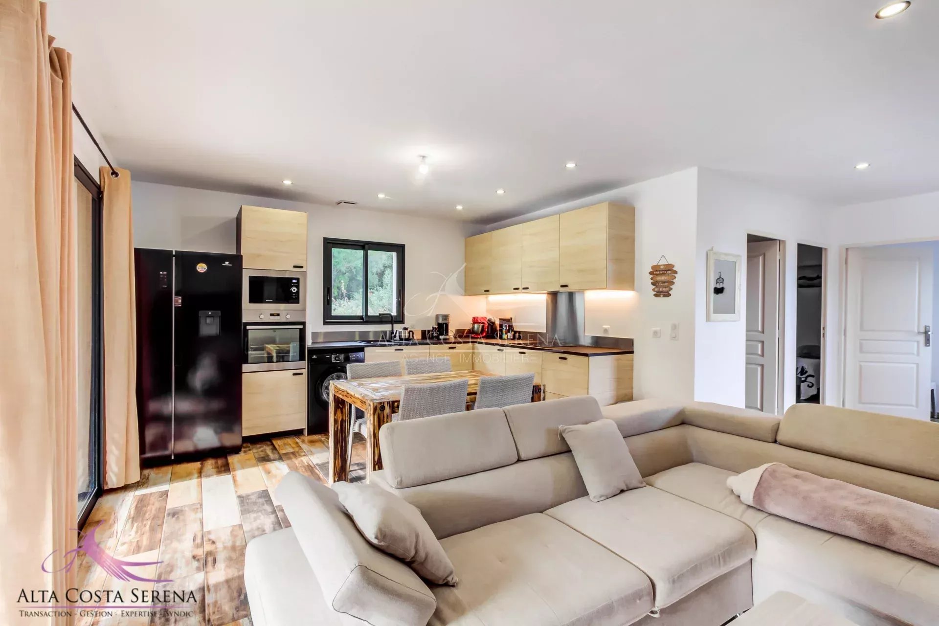 Agence immobilière de 