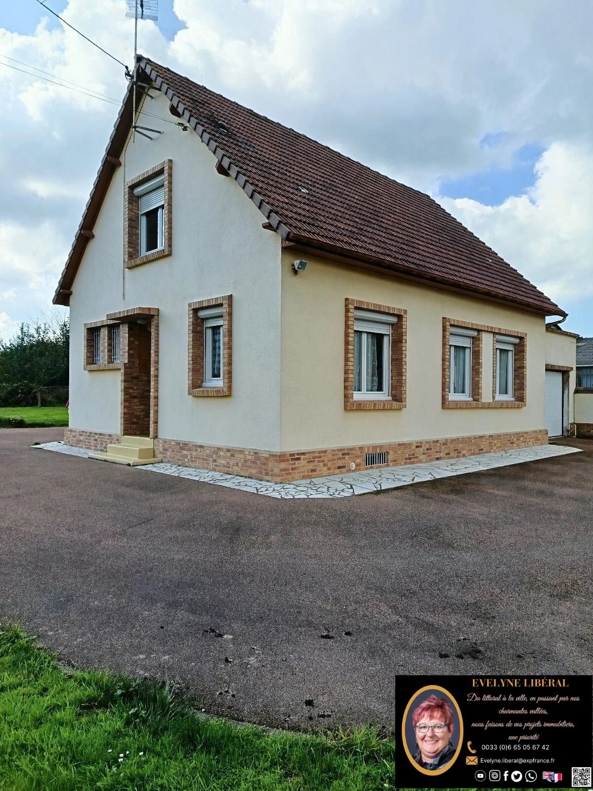 Sale Pavilion Ault