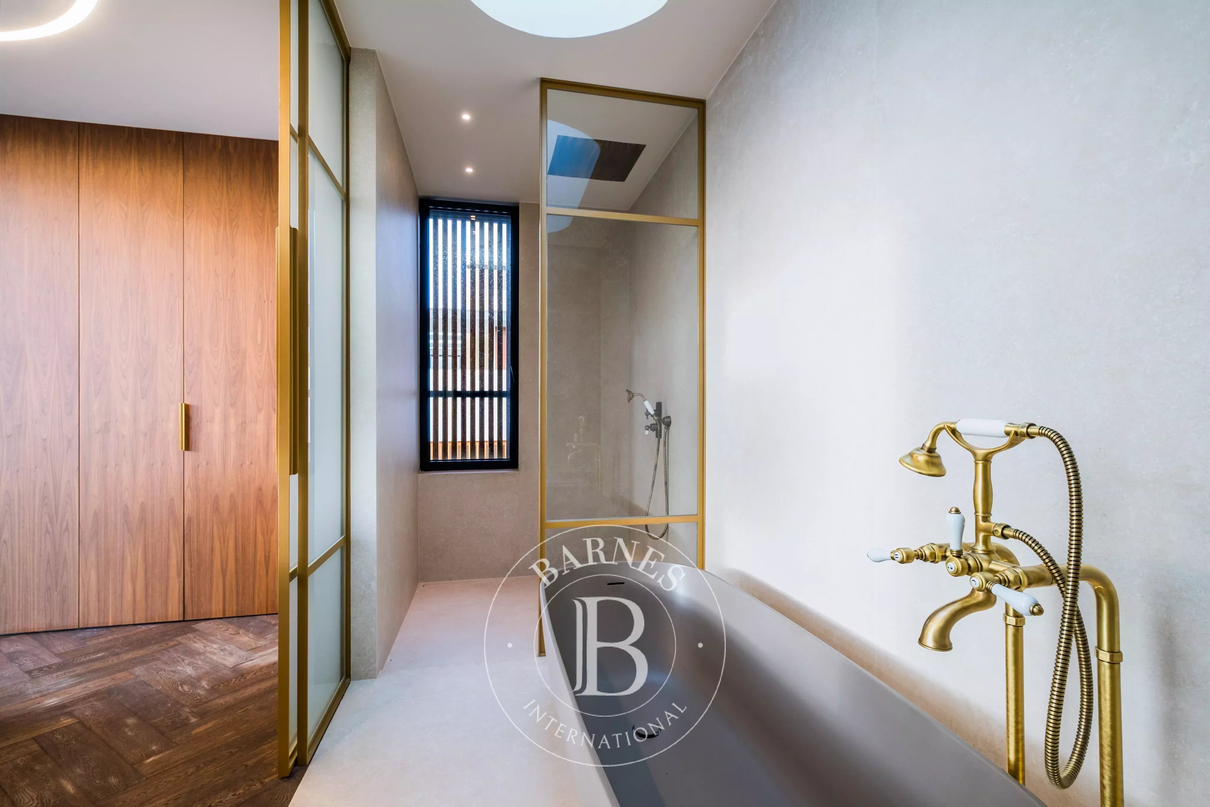 Contemporary villa in Cascais