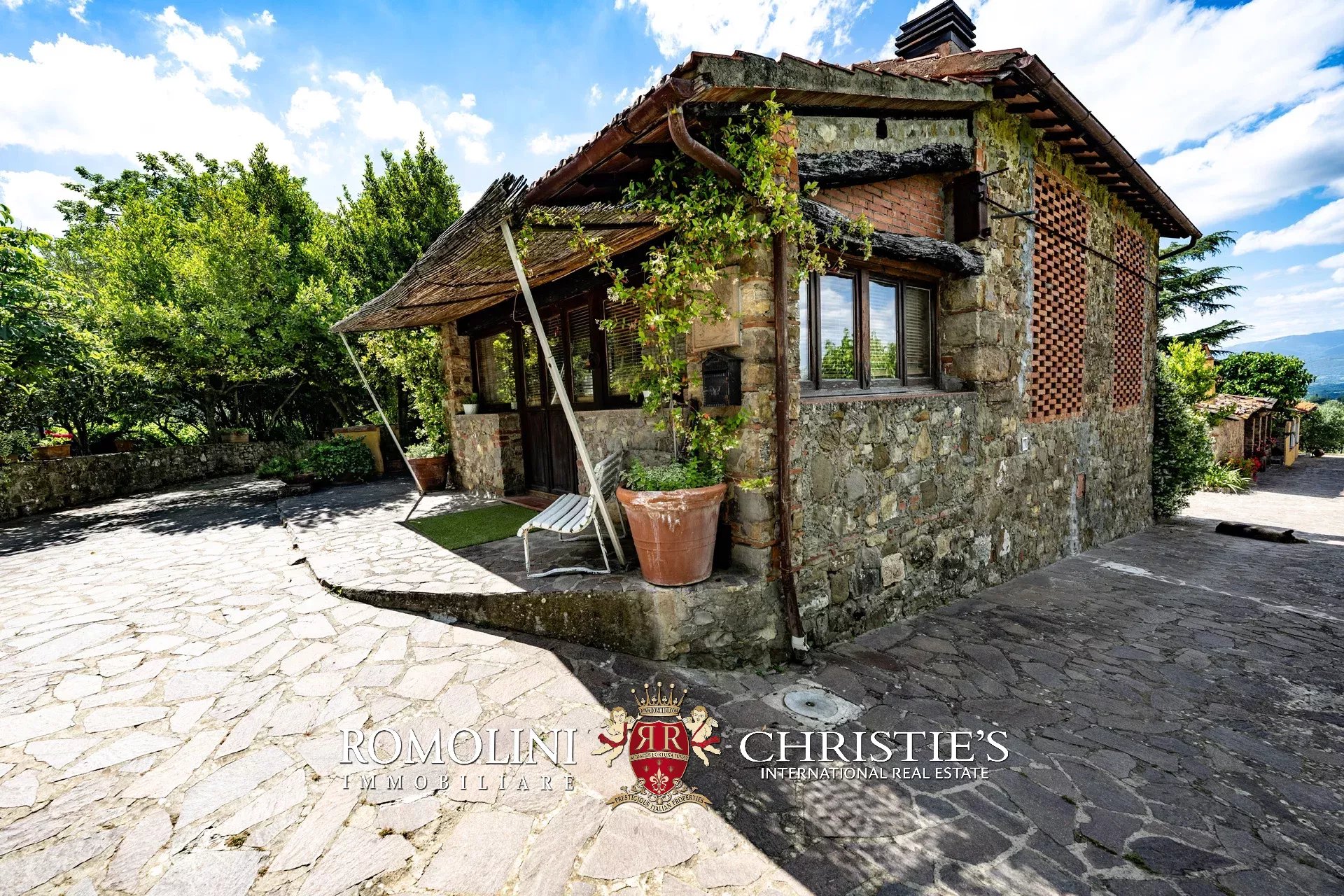 9 Bedroom Villa/Townhouse's Image 72