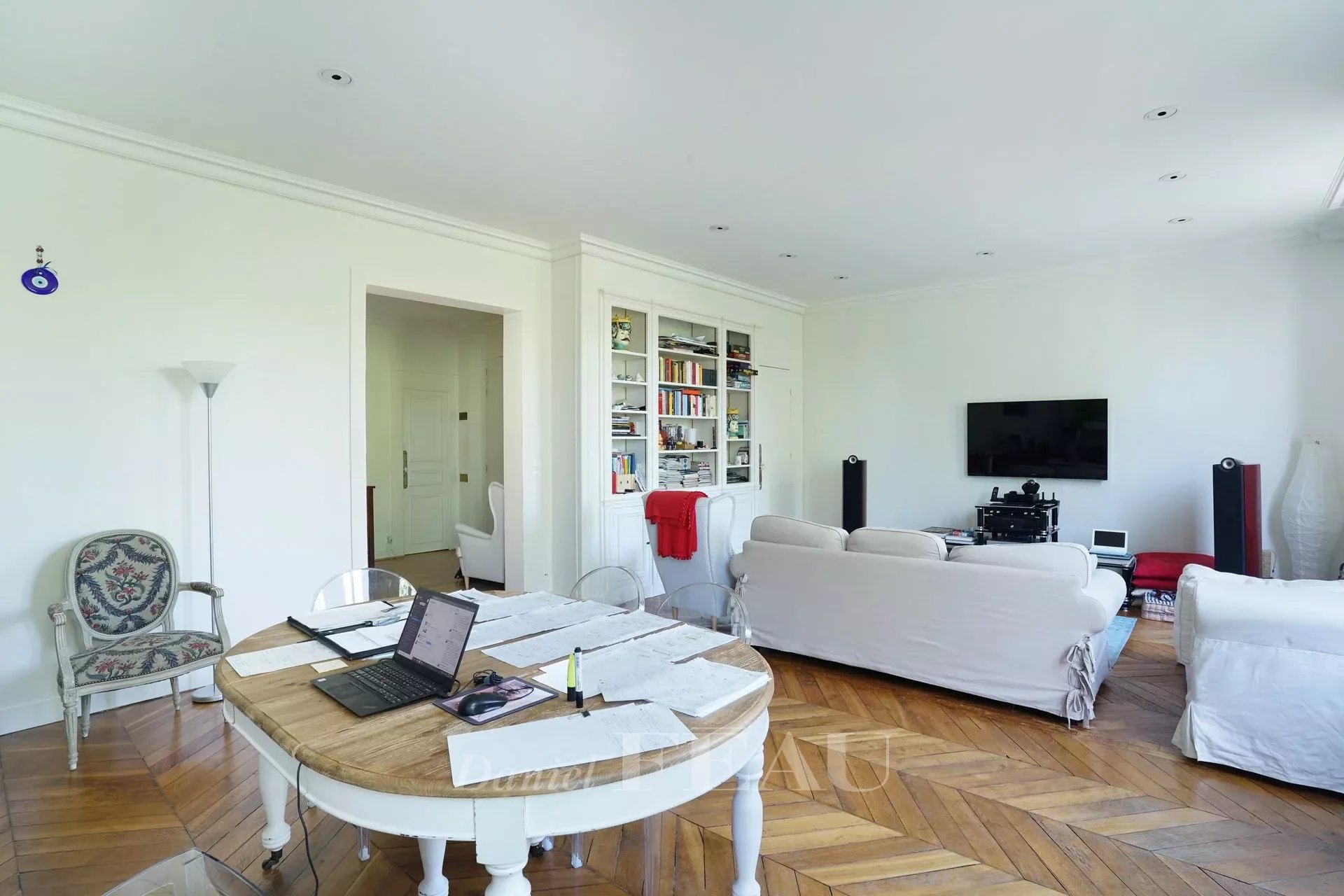 Living-room Wooden floor