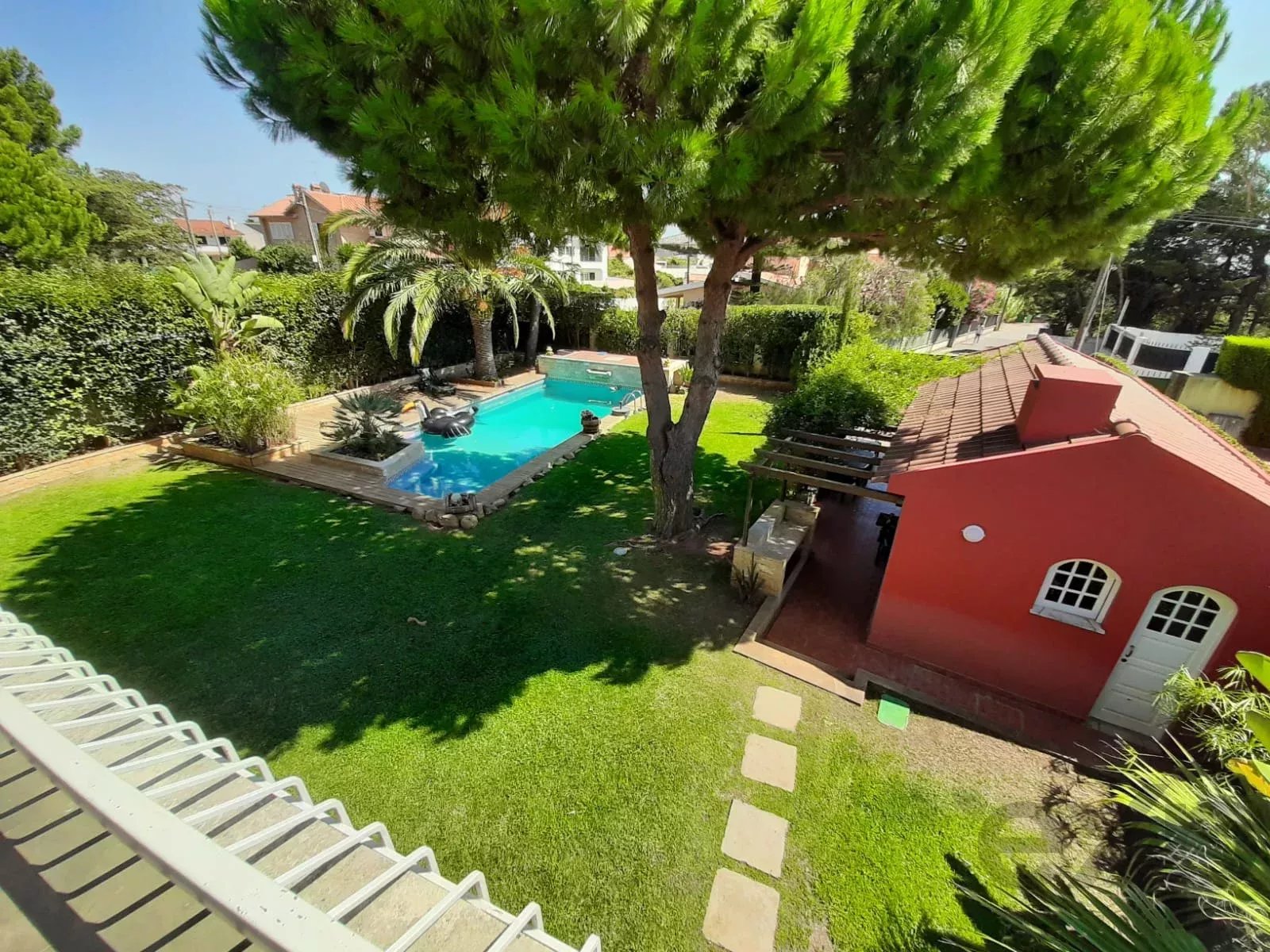 Cascais, Quinta da Bicuda - T4+2 House, Elegant with Pool, Garden, and Spacious Terraces 2750-704 image 2
