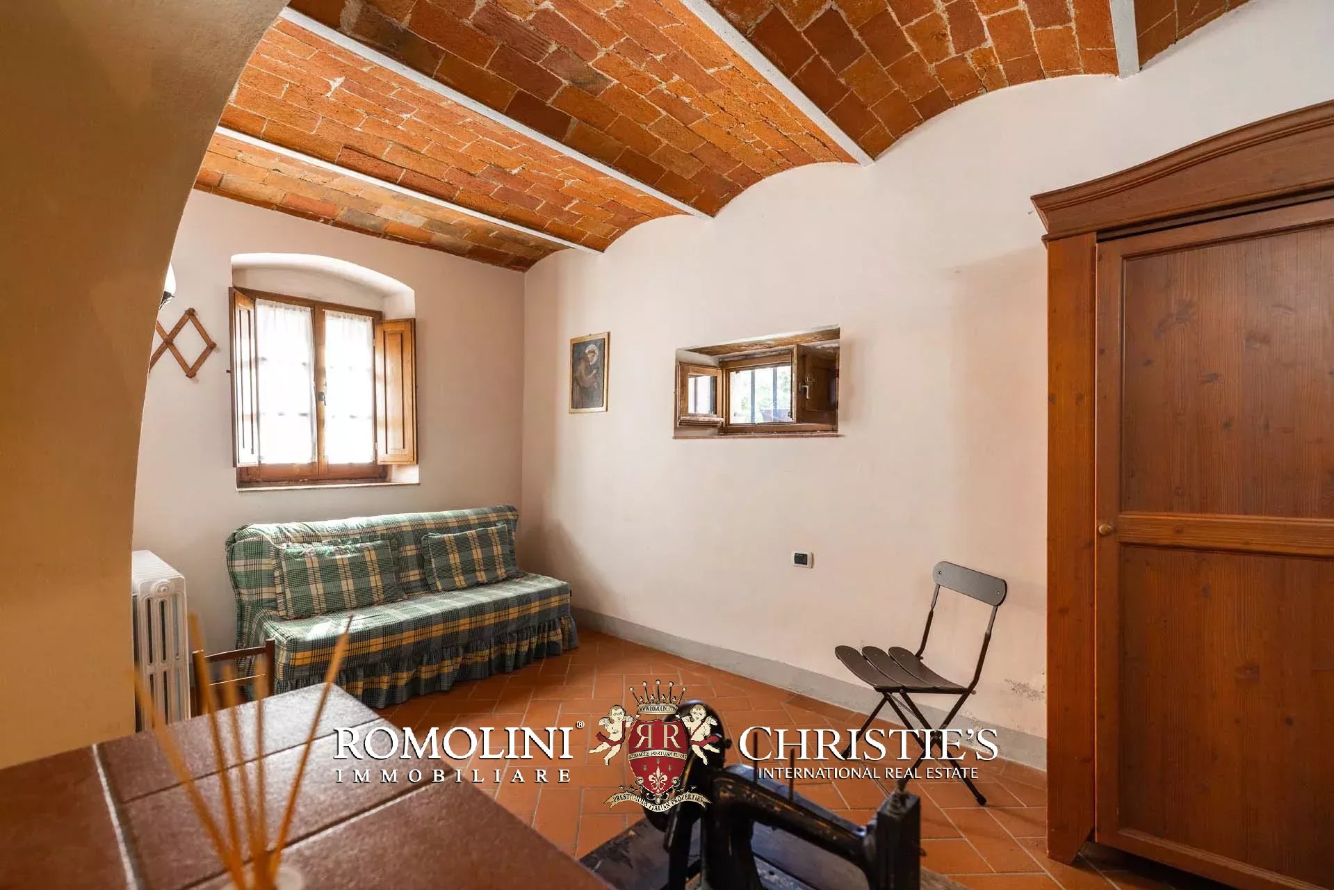15 Bedroom Villa/Townhouse's Image 30