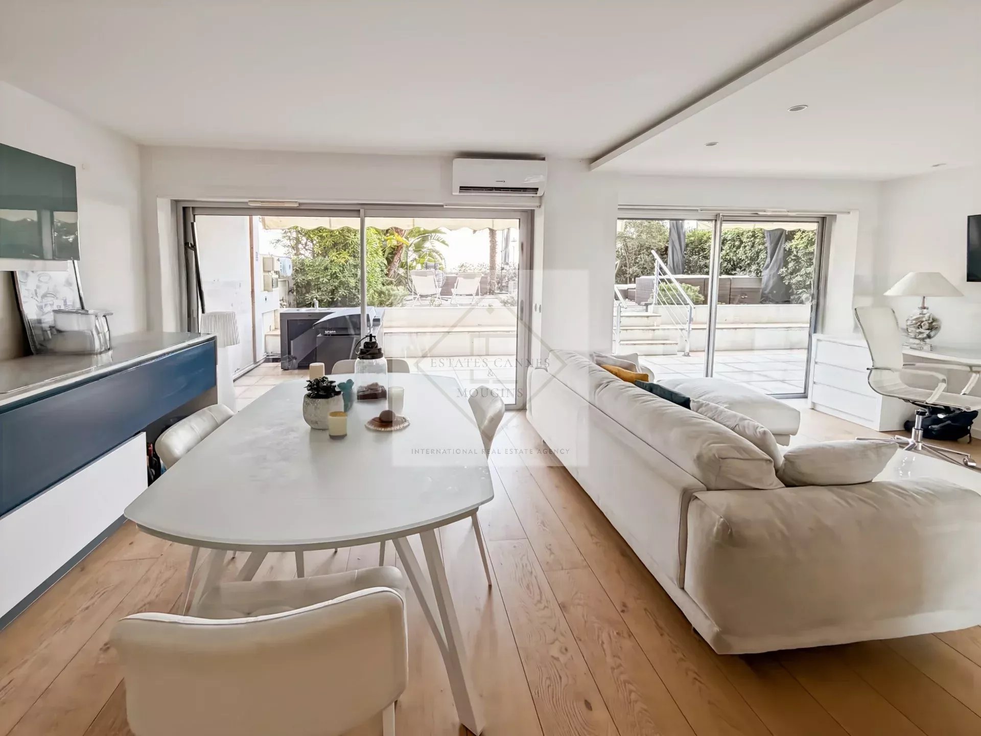 ACCÈS PLAGE DIRECT — APPARTEMENT 3 PIÈCES EN PREMIÈRE LIGNE AVEC VUE MER — photo 5