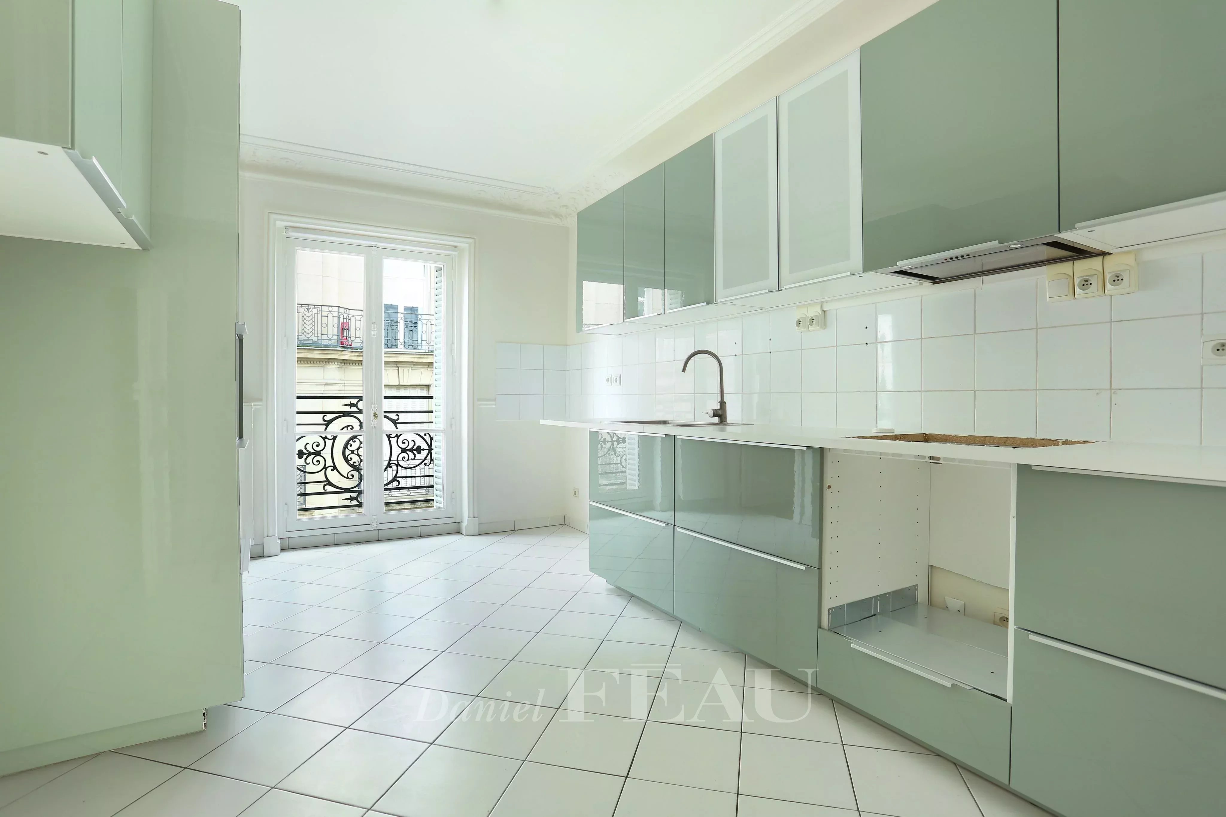 Rental Apartment Paris 8th