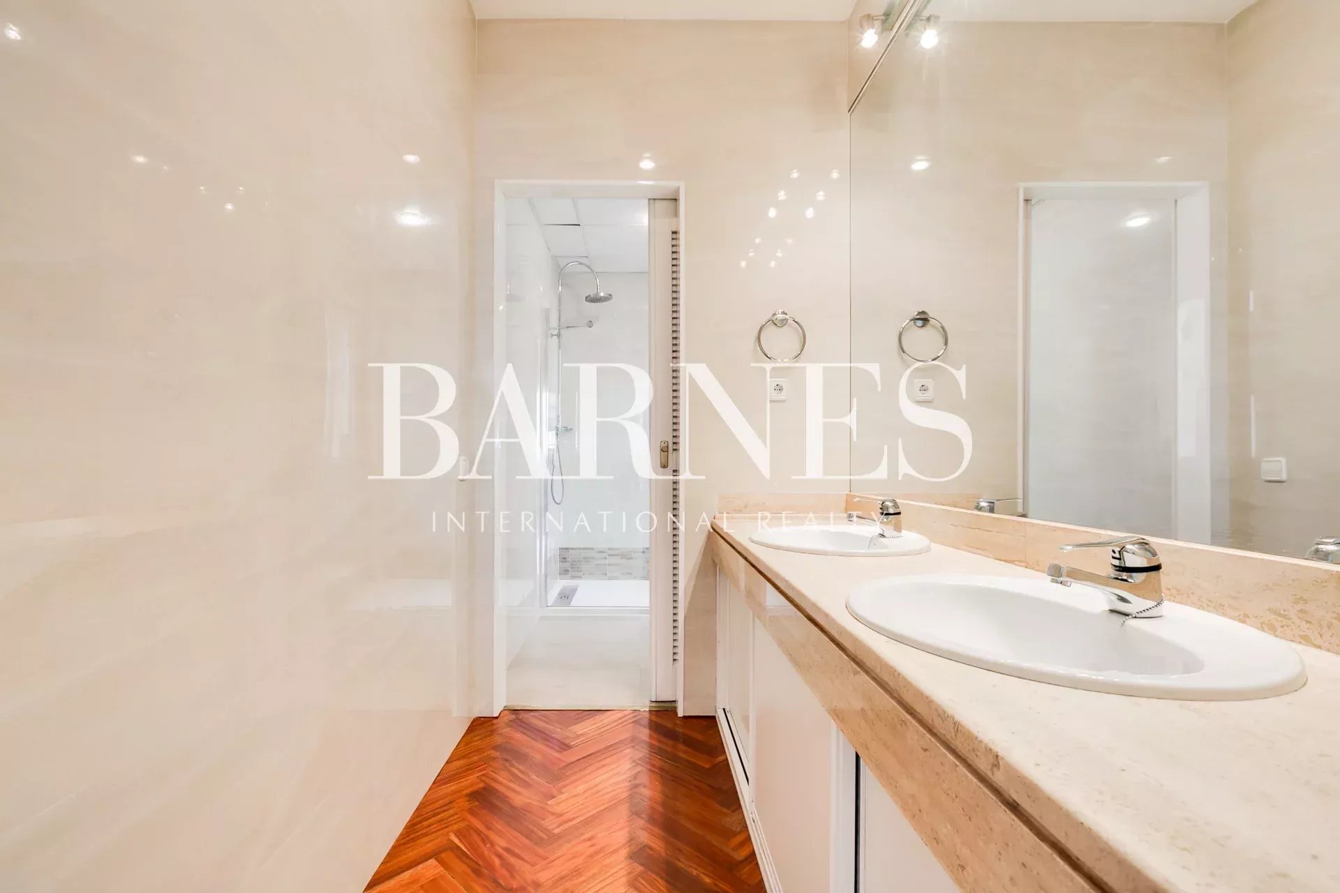 Daire Madrid - picture 21