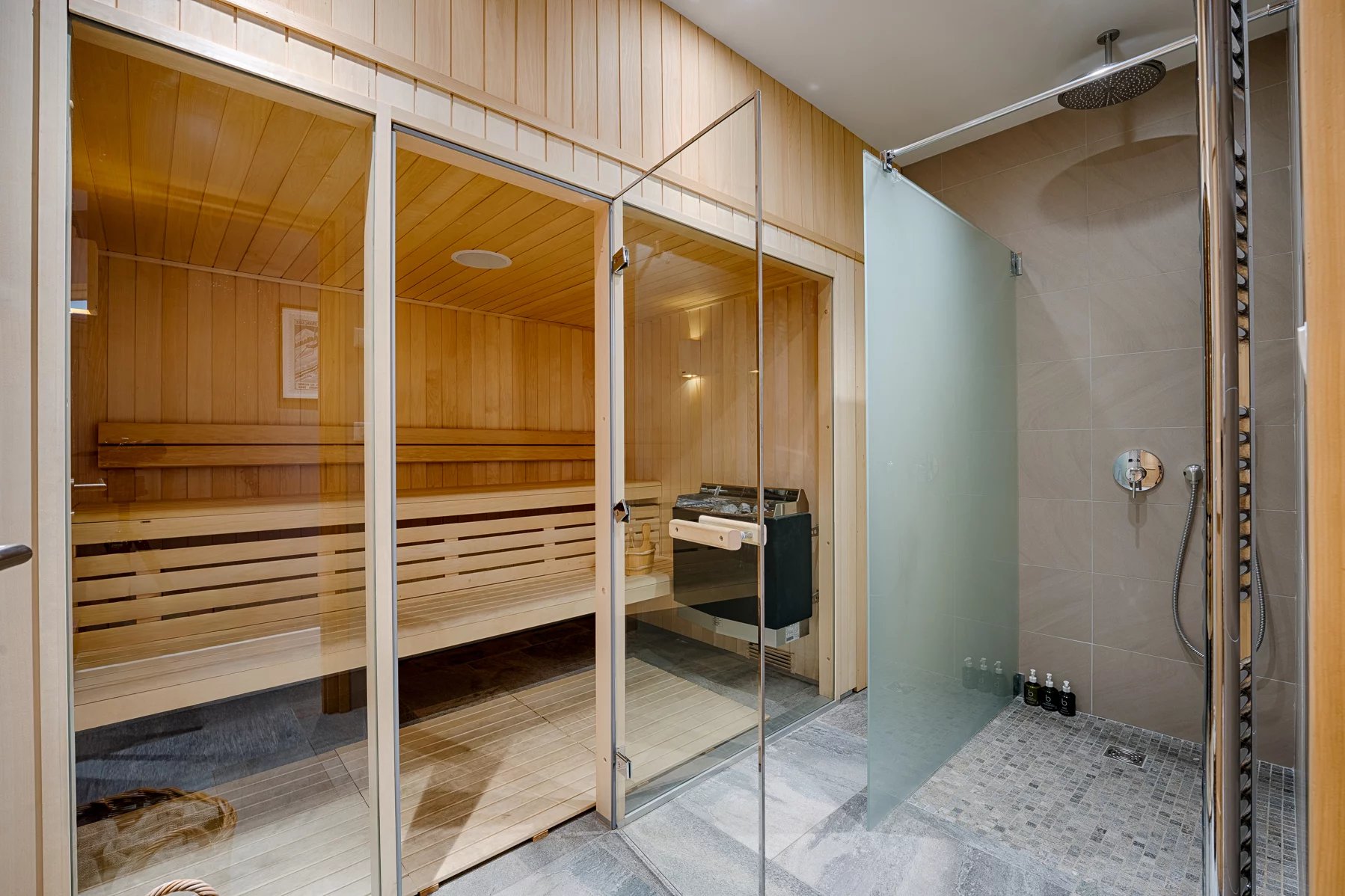 Photo of MONTRIOND - Exceptional 5-bedroom chalet in Montriond with cinema room and large garden