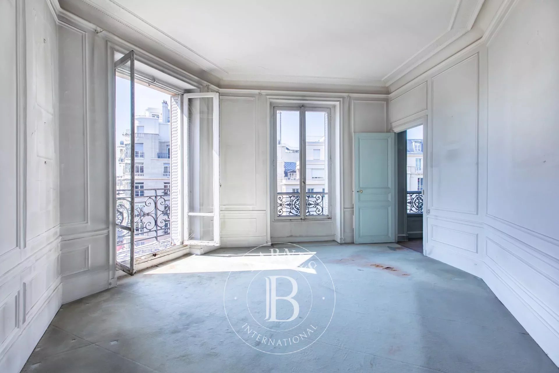 Daire Paris 8ème - picture 10