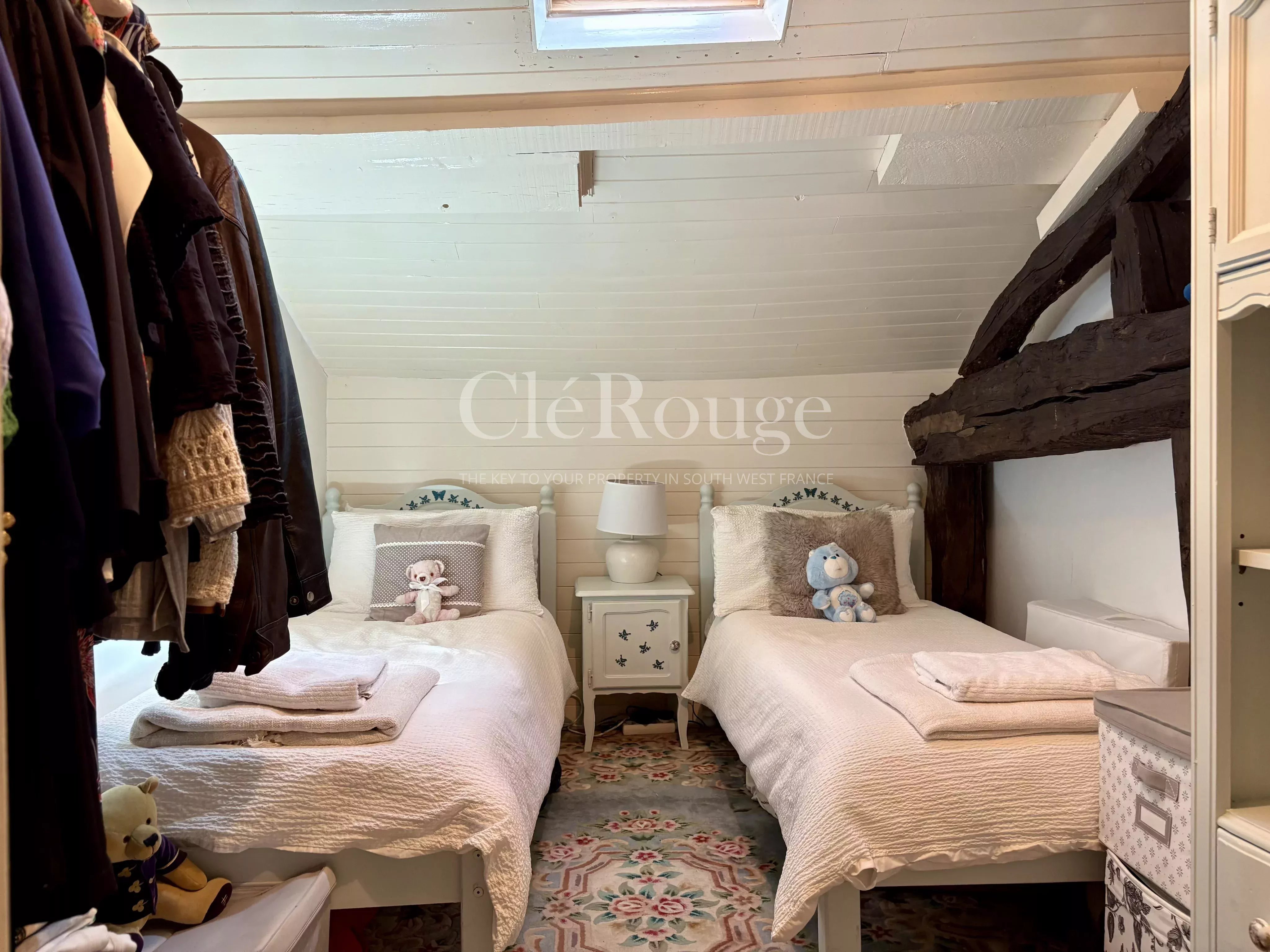 Proche de Duras - Maison en pierre au charme intemporel avec piscine chauffée