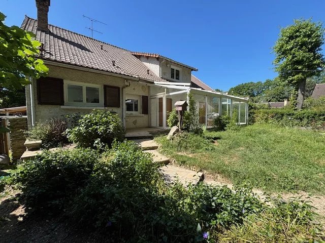 MAISON DANS UN QUARTIER CALME ET RECHERCHÉ