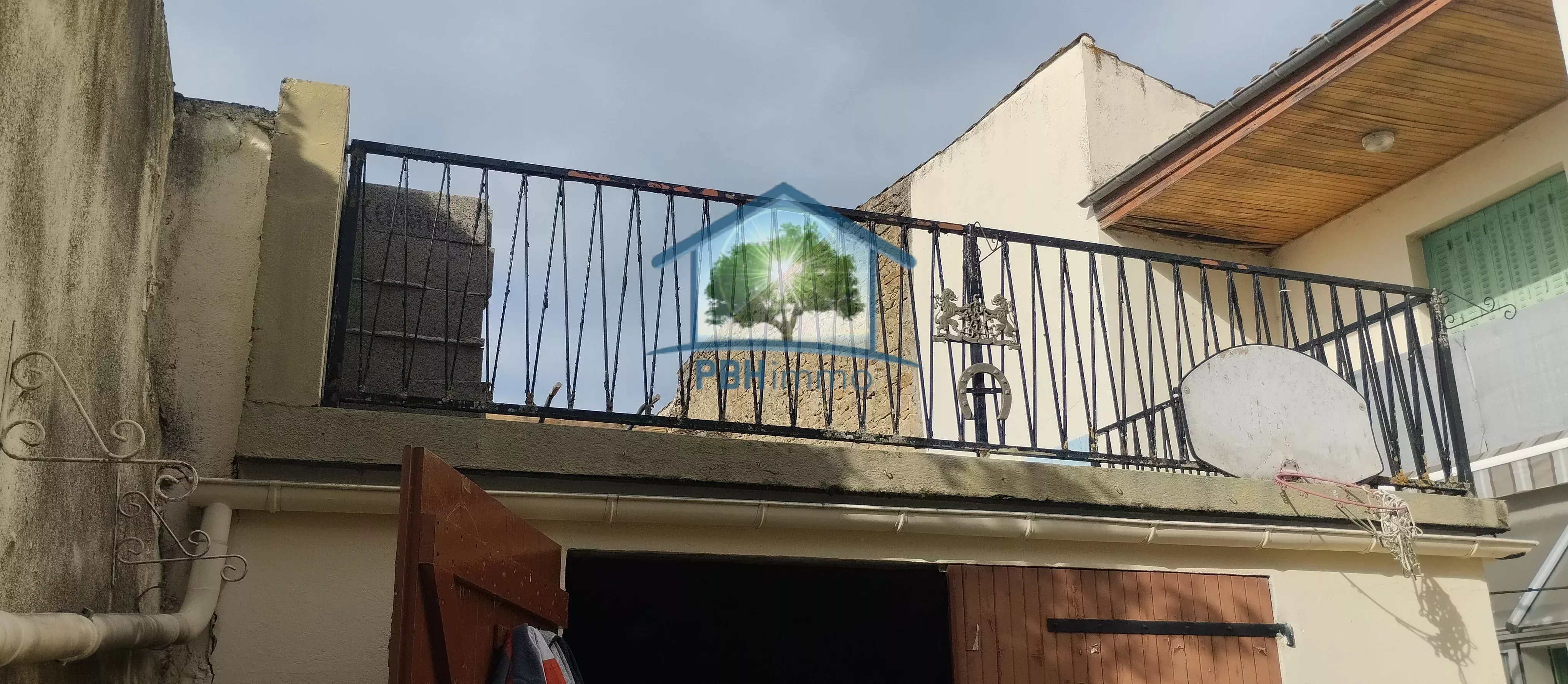Maison de village avec garage, terrasse et 3-4 chambres