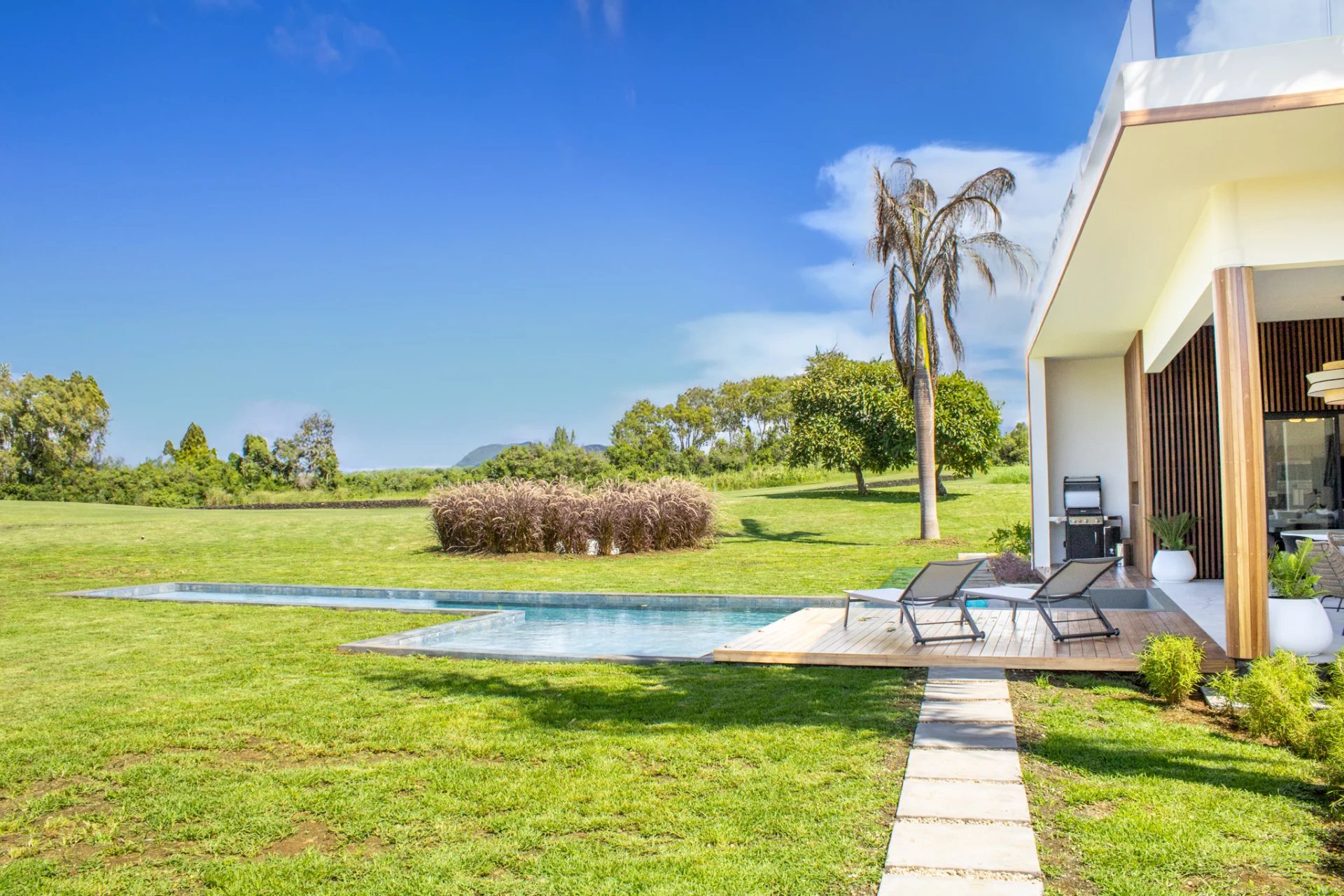 BEAU CHAMP – Family villa with rooftop and golf view – 3 bedrooms