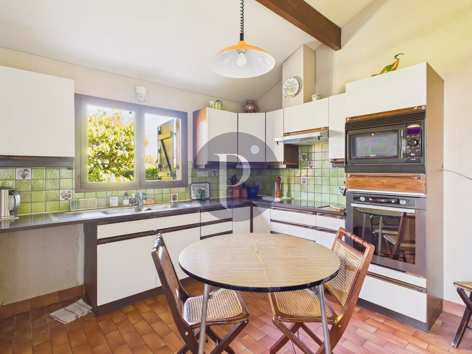 vente-maison-7-pieces-verrieres-le-buisson-86235663