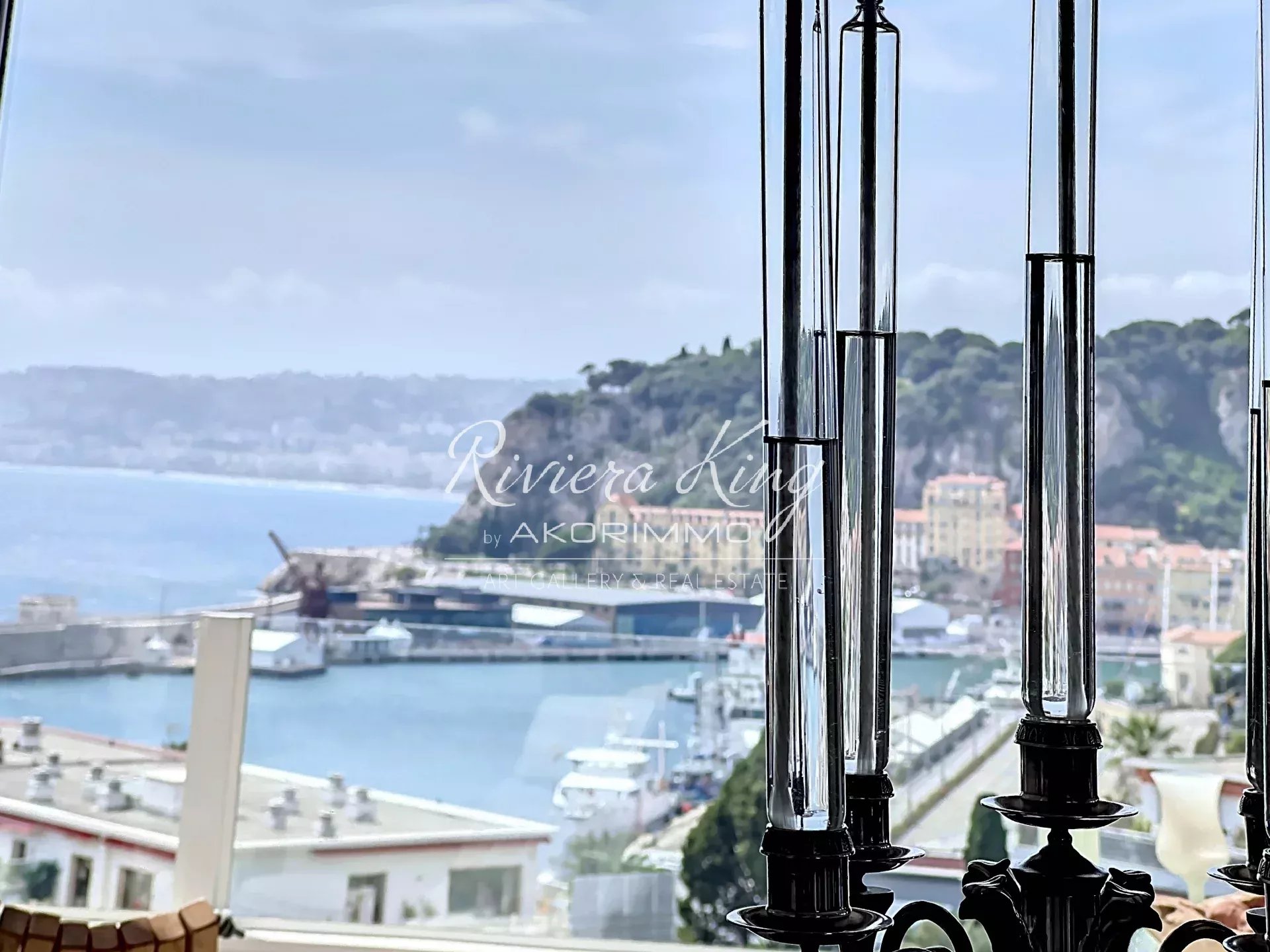 **T2/3 - Vue Mer Exceptionnelle – Dernier Étage au Mont Boron ✨**
