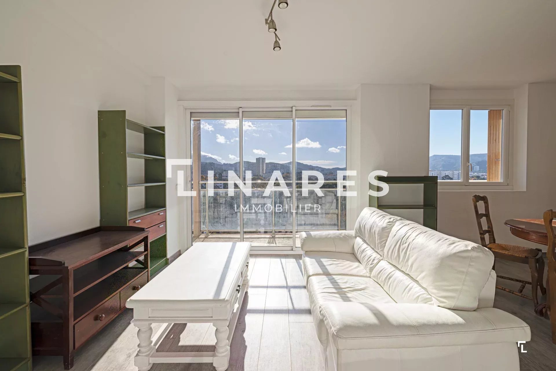 LE MAGALONE - T3 de 57m2 - Terrasse - Balcon - 13009