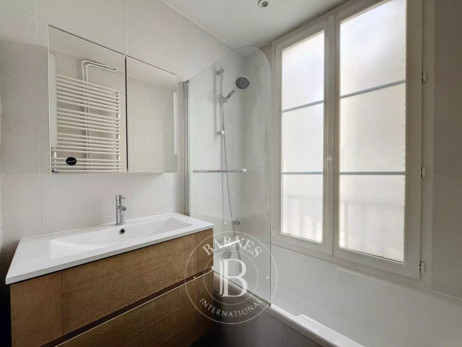 Daire Paris 9ème - picture 11