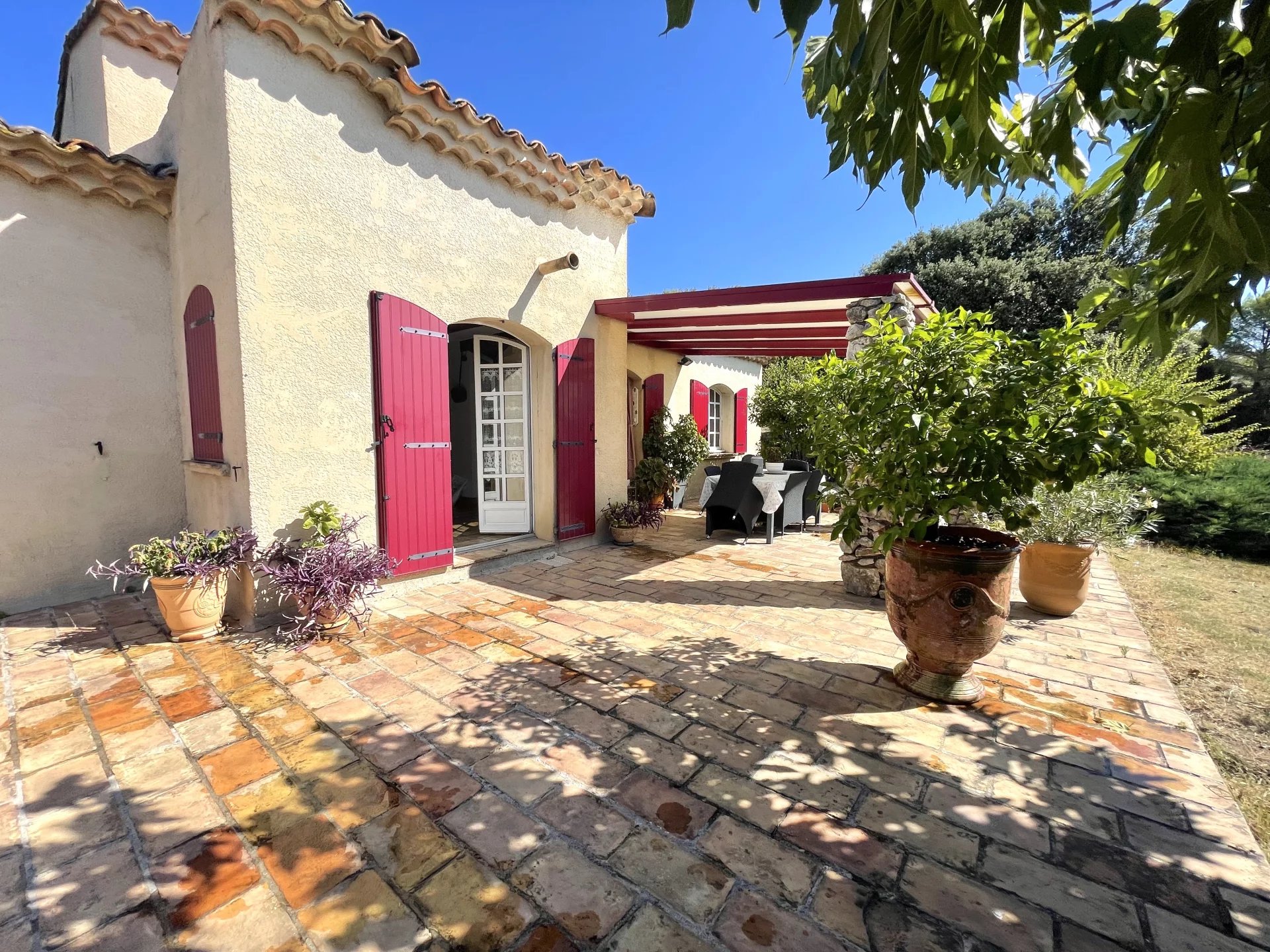 TORNAC - ANDUZE - GARD - MAISON - 3 CHAMBRES - PISCINE - SOUS-SOL - GARAGE -