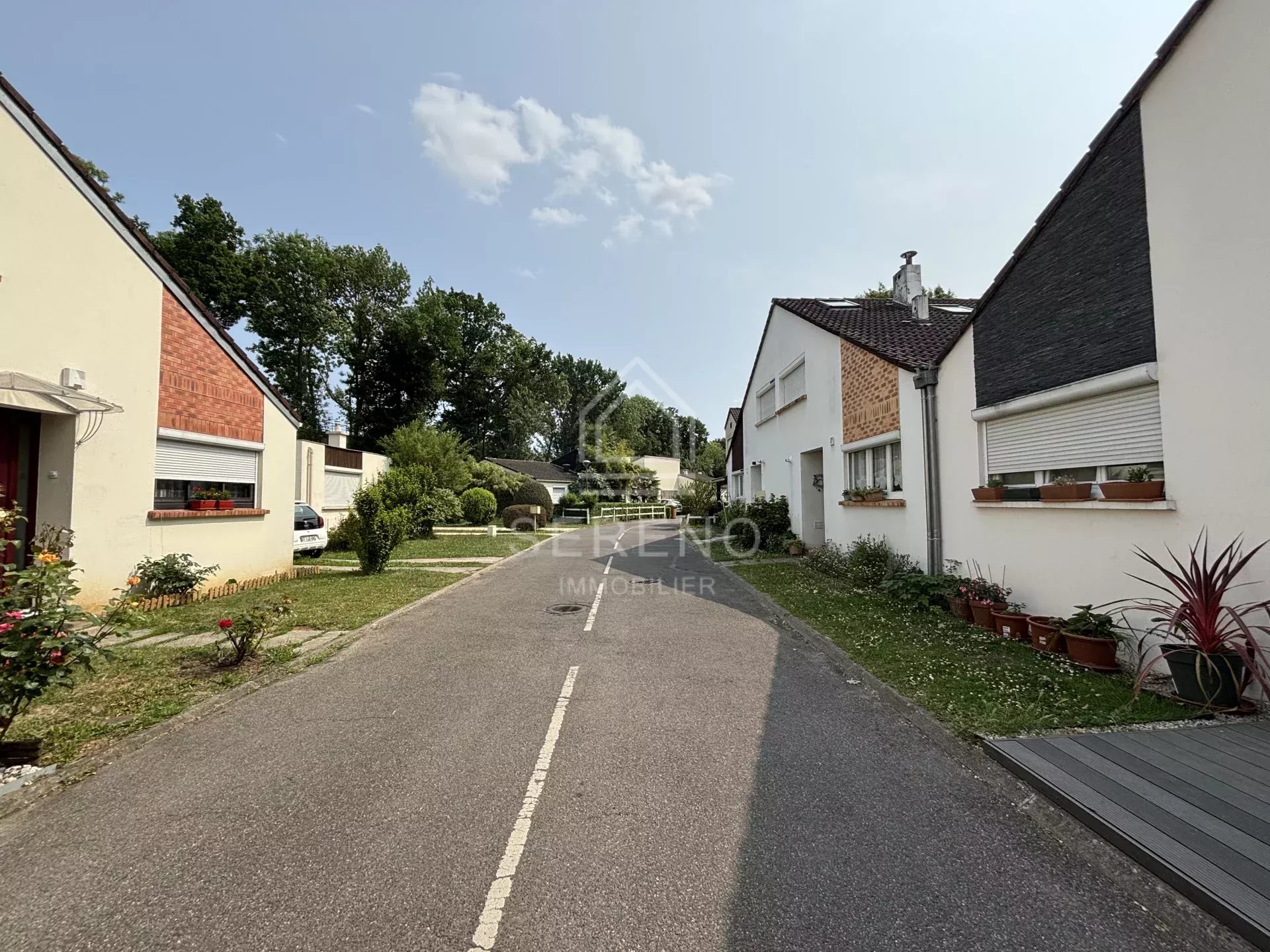 Agence immobilière de 