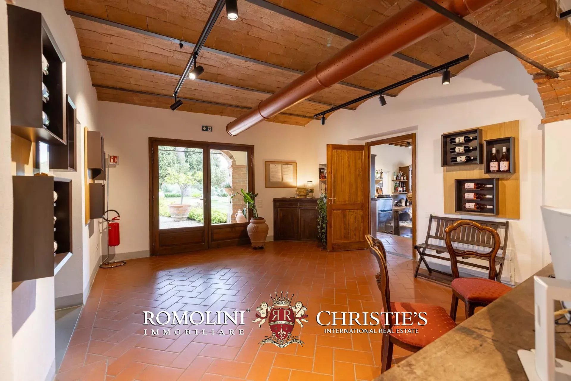 37 Bedroom Villa/Townhouse's Image 76